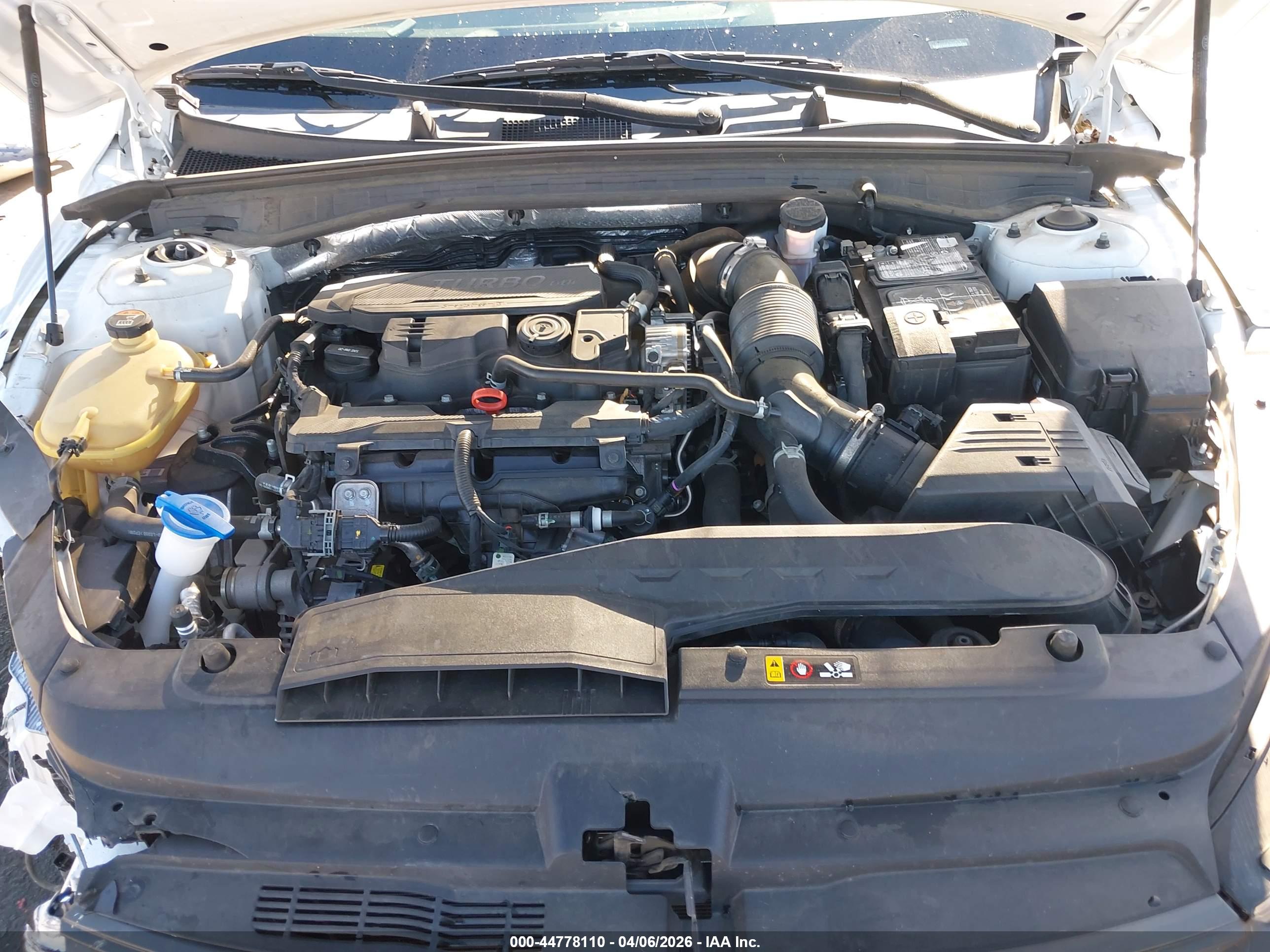 KIA K5 image 10