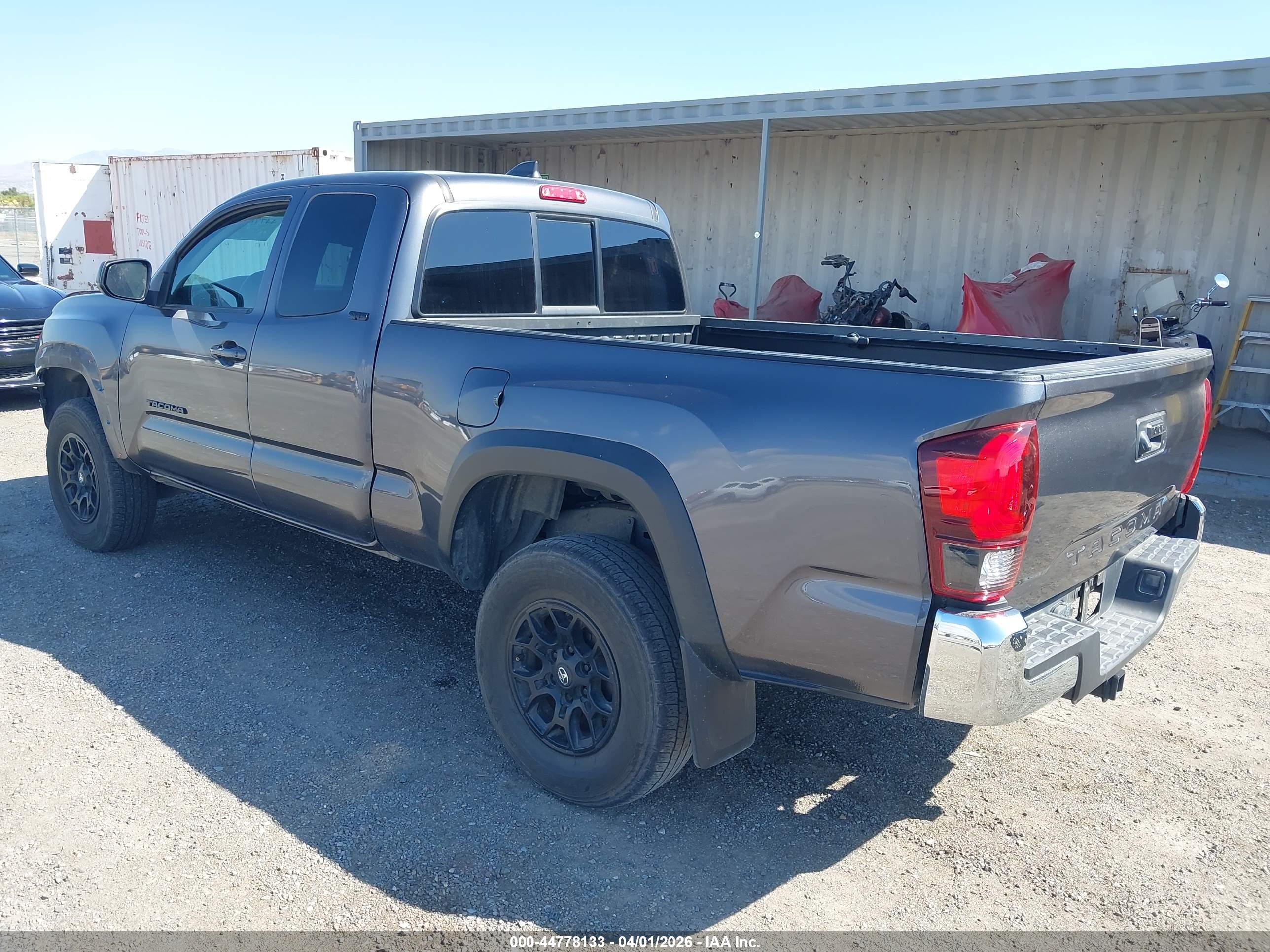 TOYOTA TACOMA image 3
