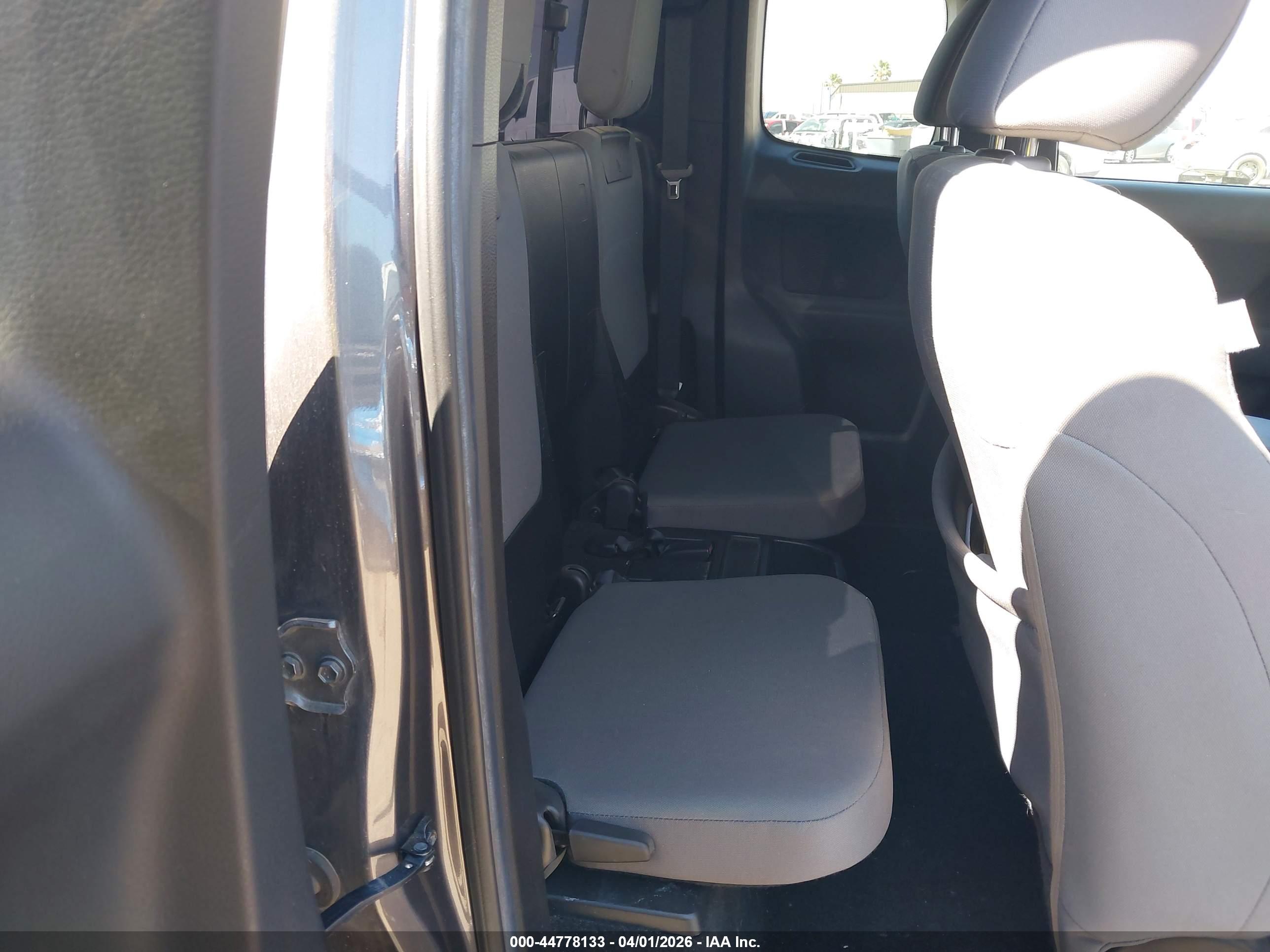 TOYOTA TACOMA image 8