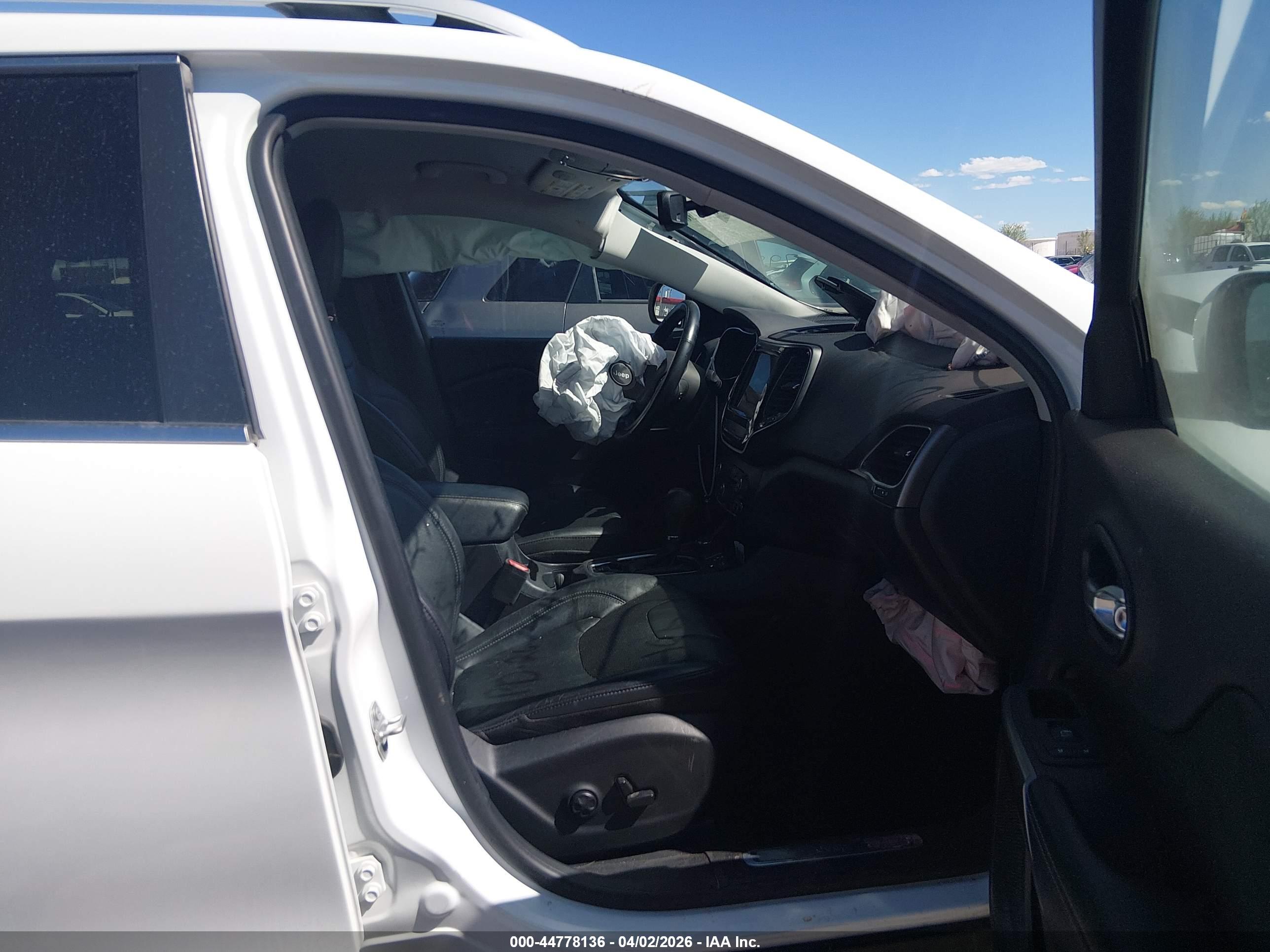 JEEP CHEROKEE image 5