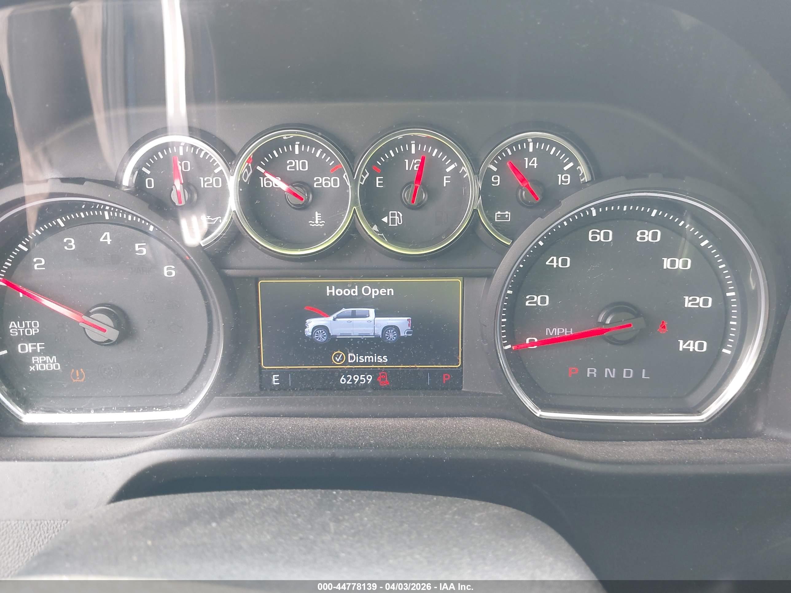 CHEVROLET SILVERADO image 7