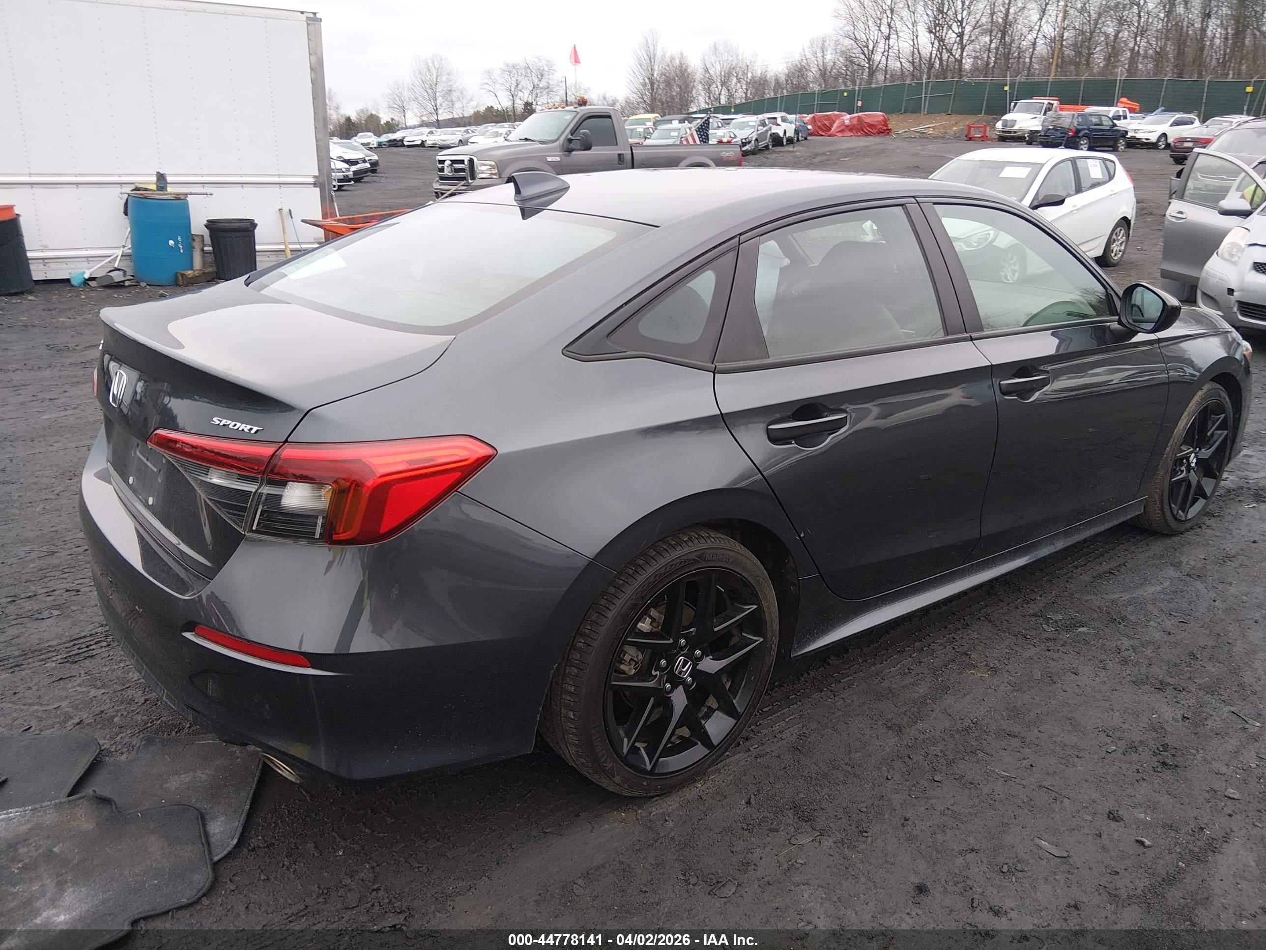 HONDA CIVIC image 4