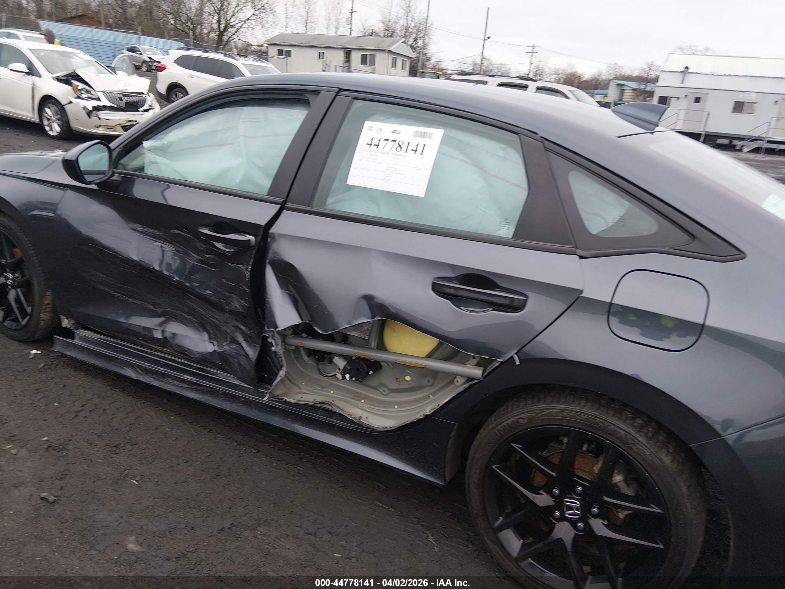 HONDA CIVIC image 6