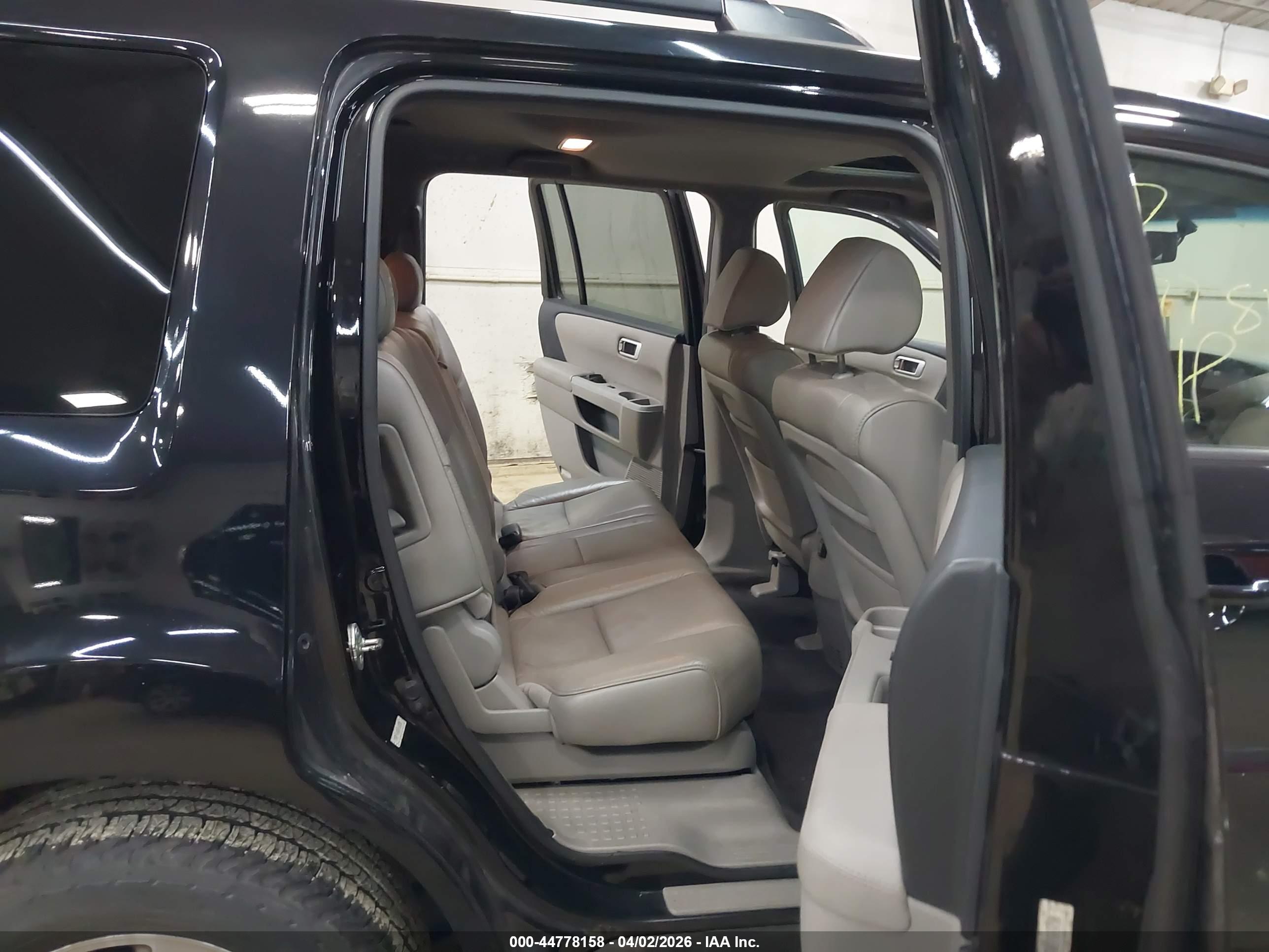 HONDA PILOT image 8
