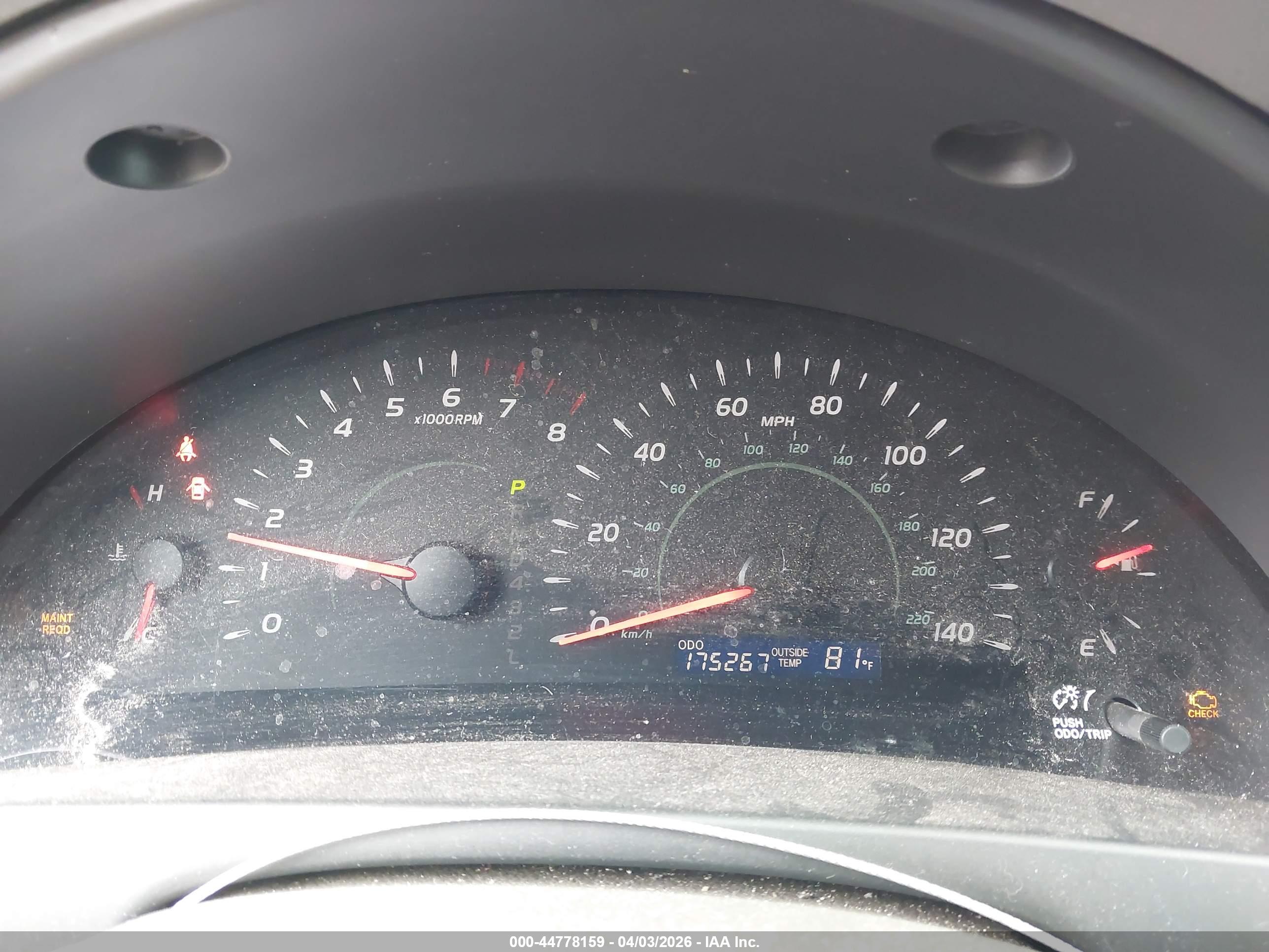 TOYOTA CAMRY image 7