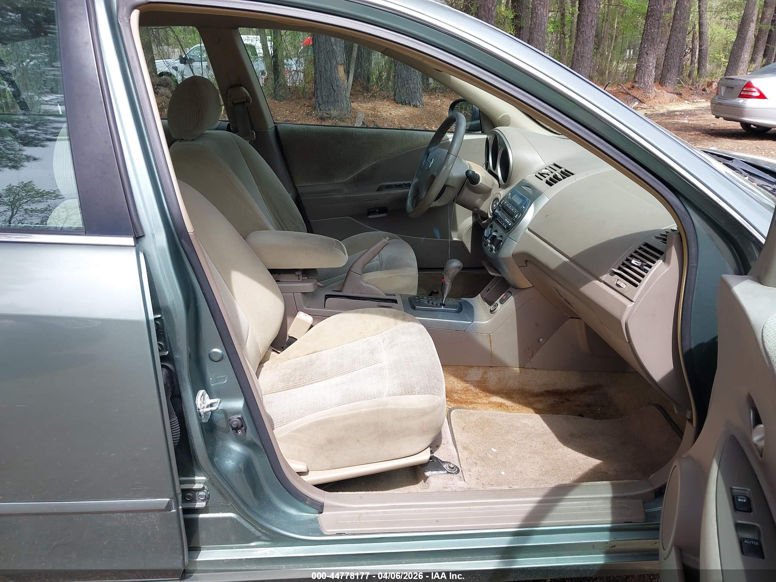 NISSAN ALTIMA image 5