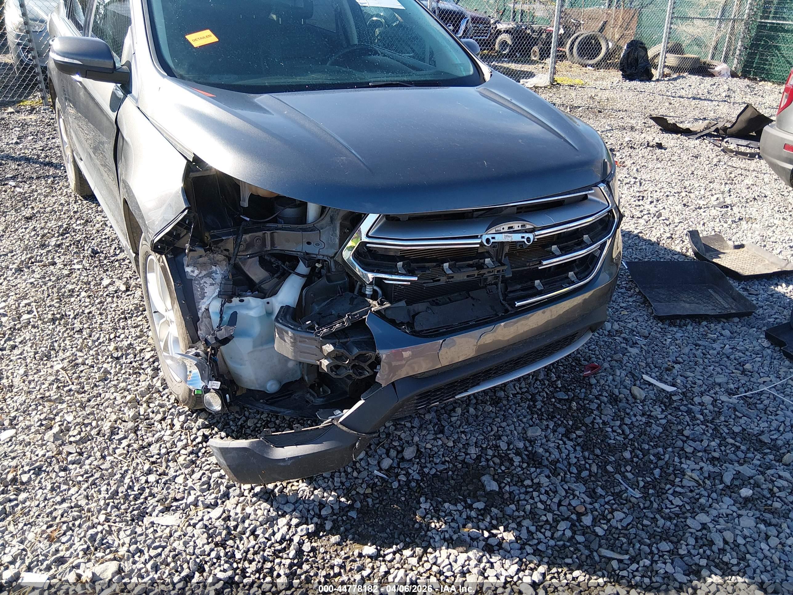 FORD EDGE image 6
