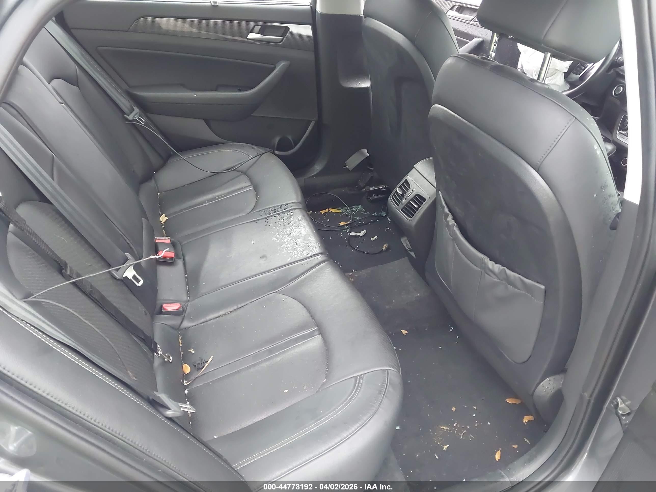 HYUNDAI SONATA image 8
