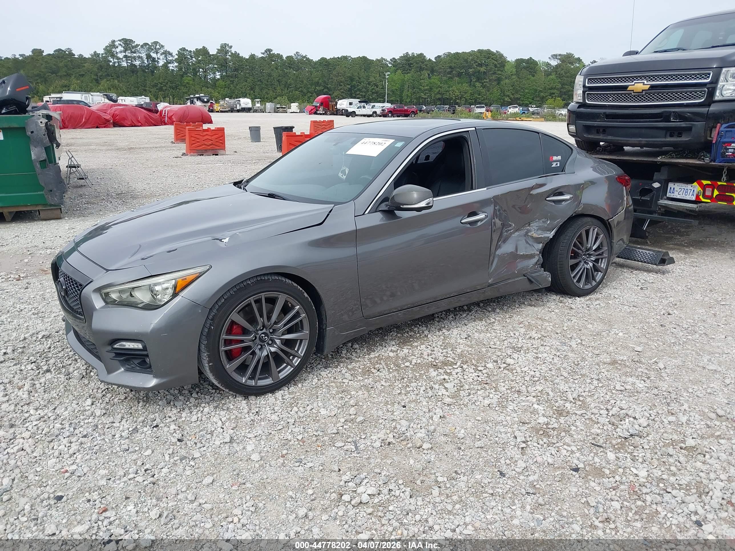 INFINITI Q50 image 2