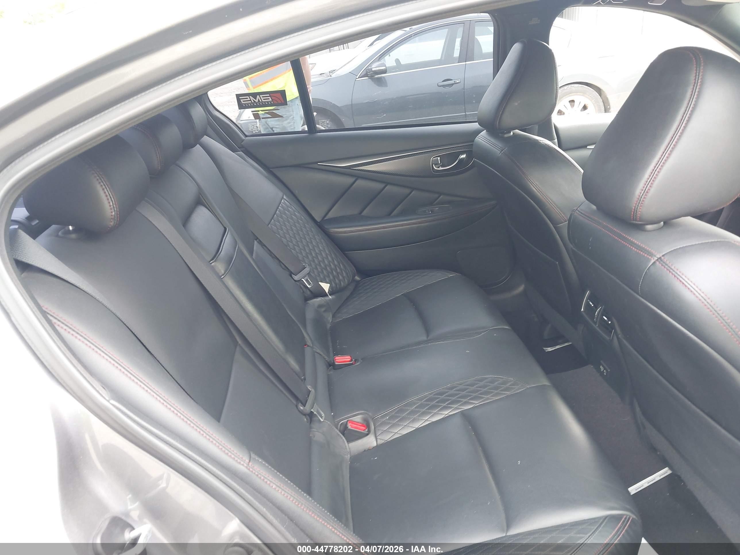INFINITI Q50 image 8