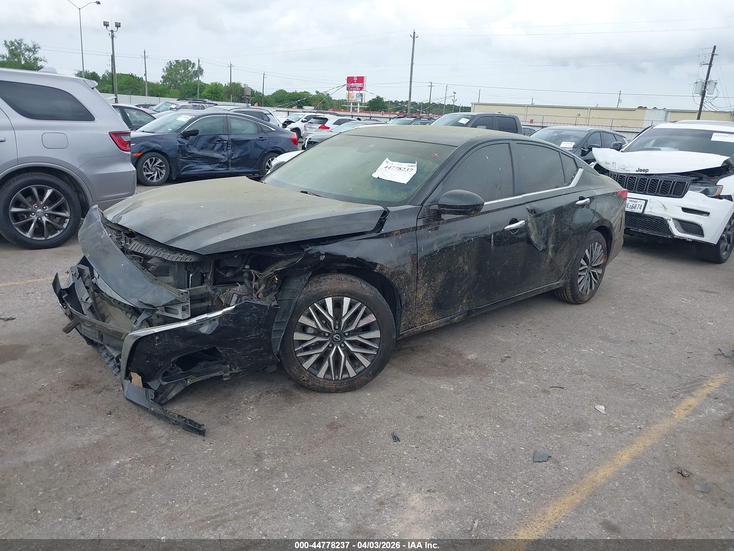 NISSAN ALTIMA image 2