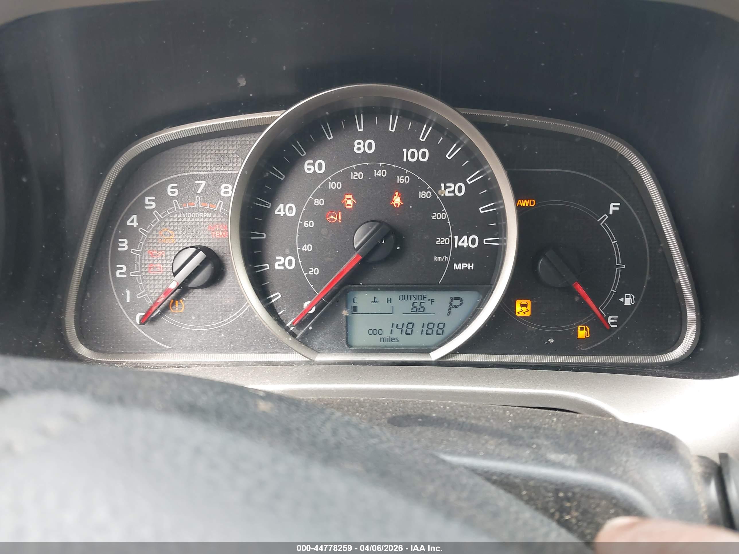 TOYOTA RAV4 image 7