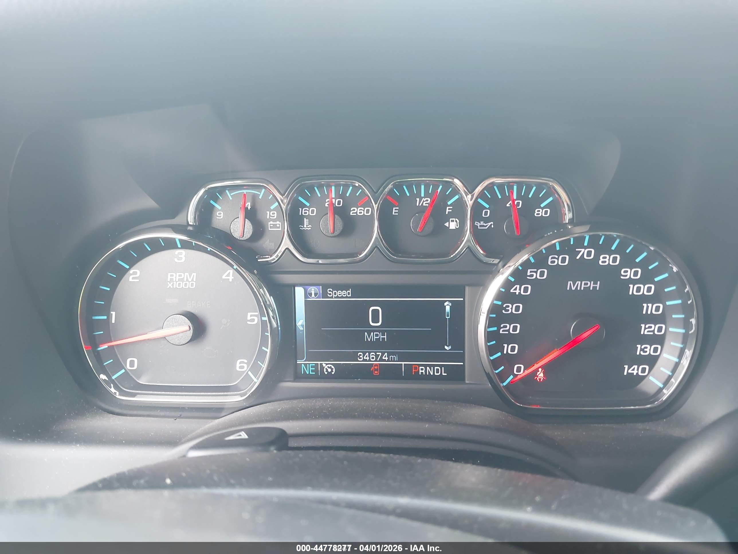 CHEVROLET SUBURBAN image 7