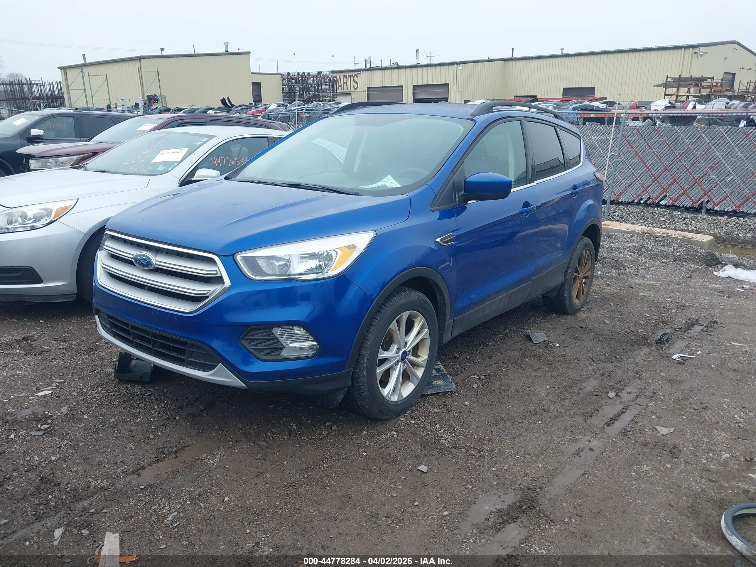 FORD ESCAPE image 2