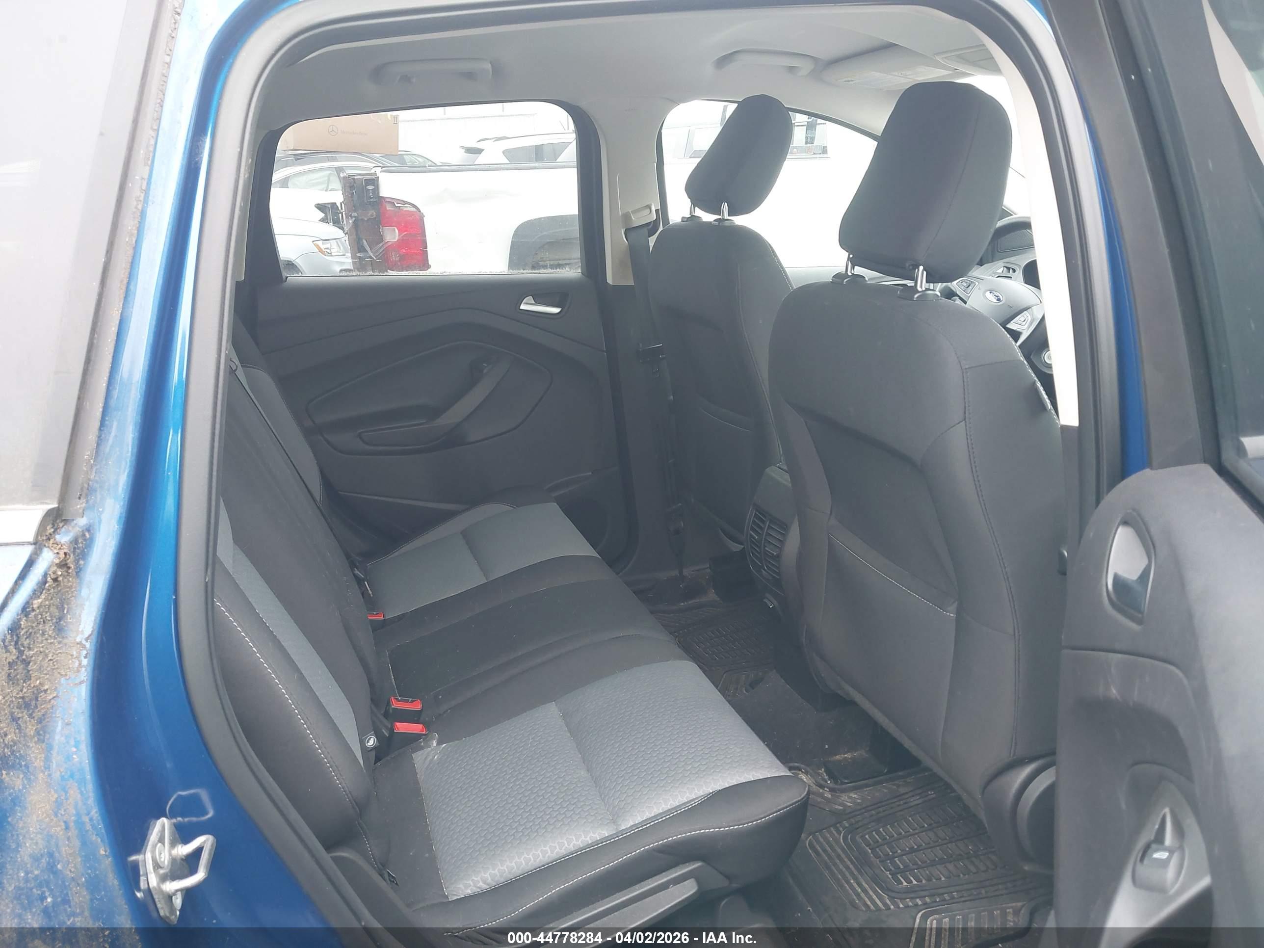 FORD ESCAPE image 8