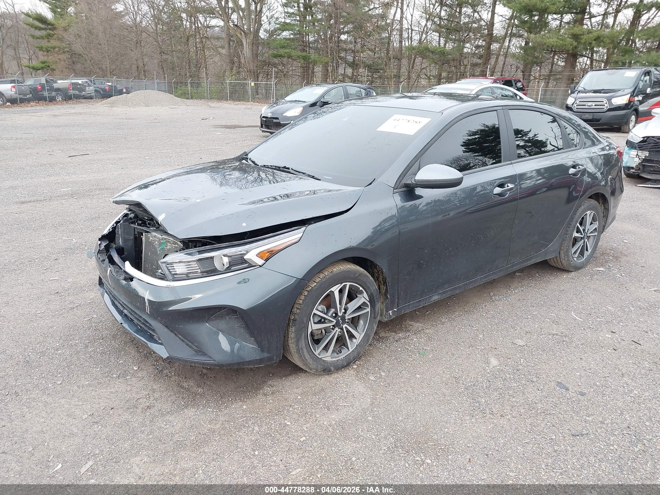 KIA FORTE image 2