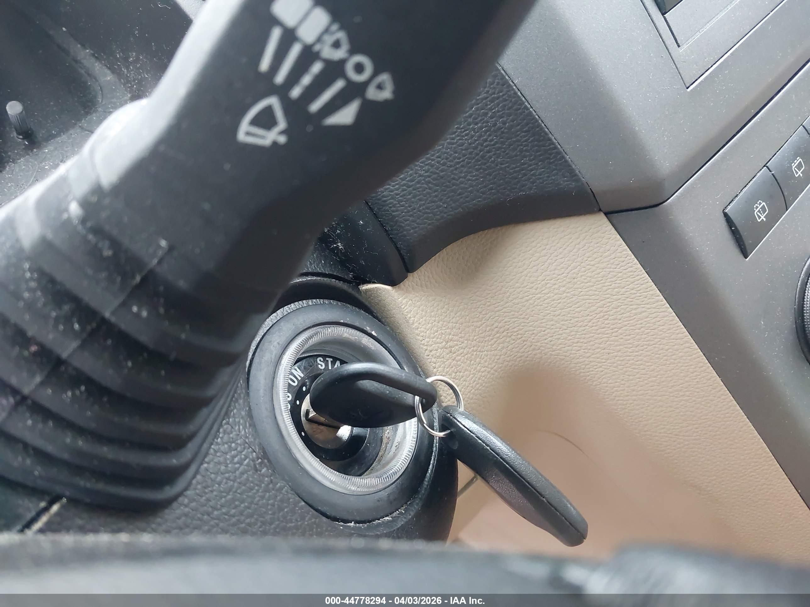 SATURN VUE image 11