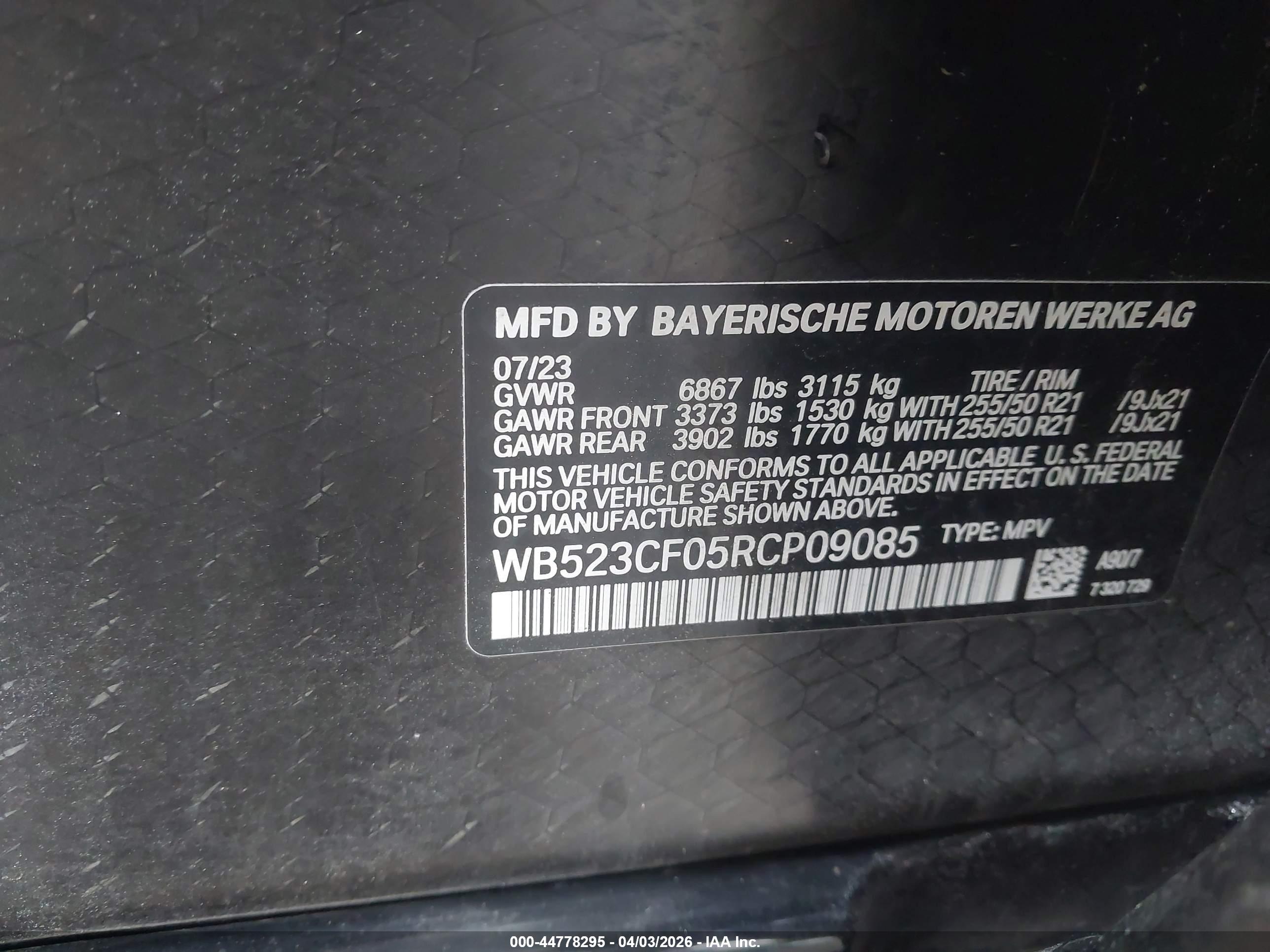 BMW IX image 9
