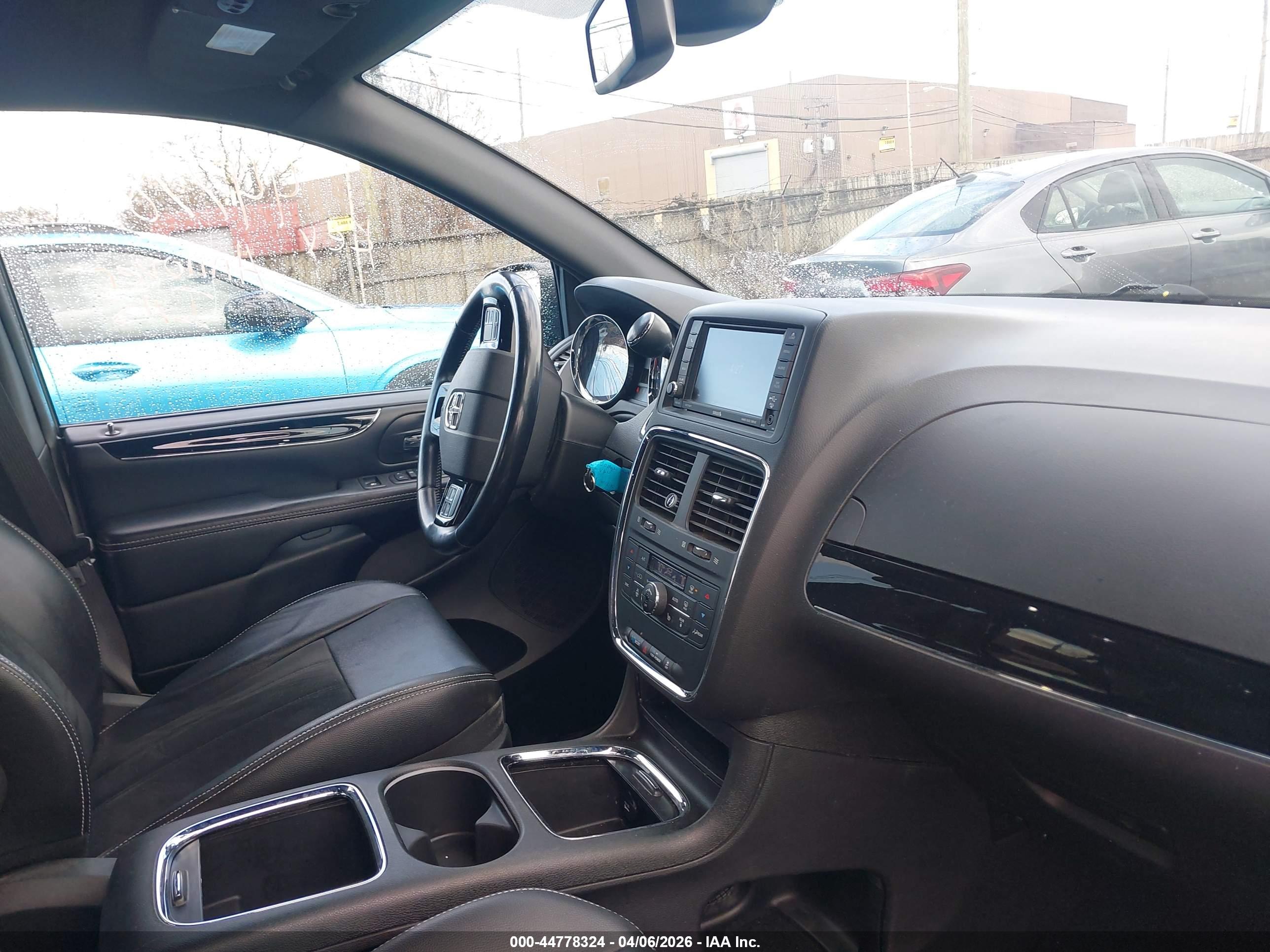 DODGE GRAND image 5
