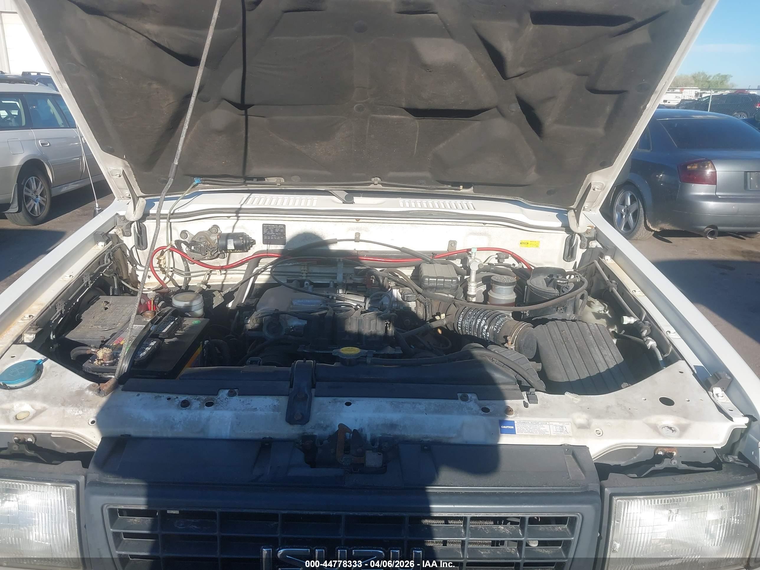 ISUZU TROOPER image 10