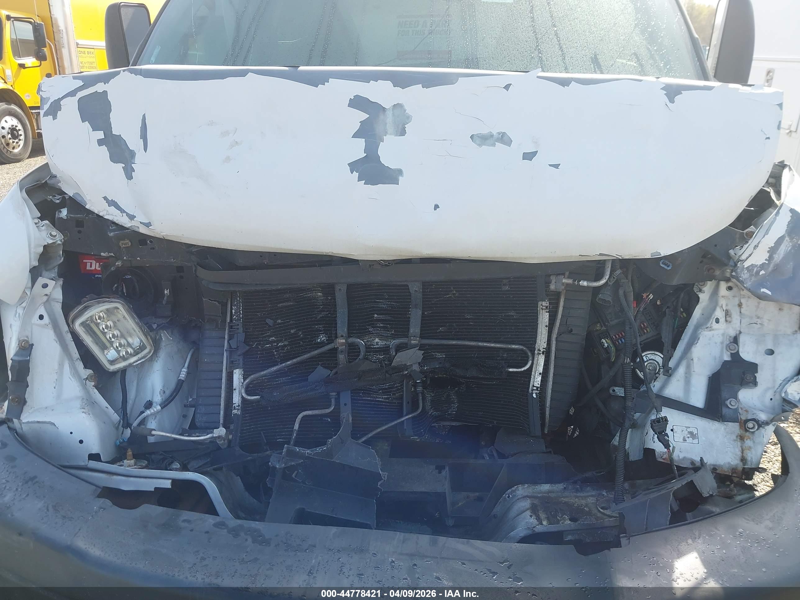 GMC SAVANA image 10