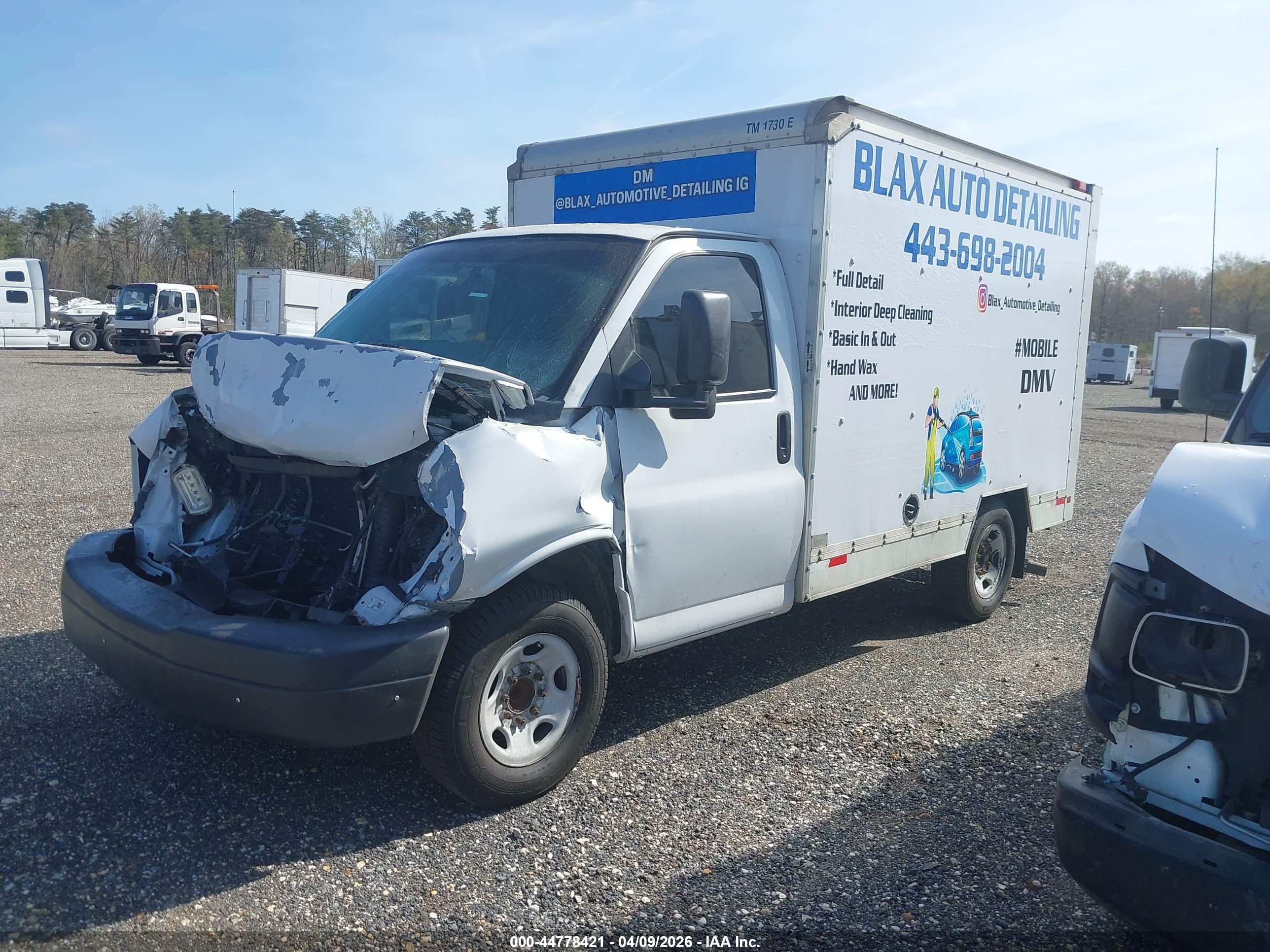 GMC SAVANA image 2