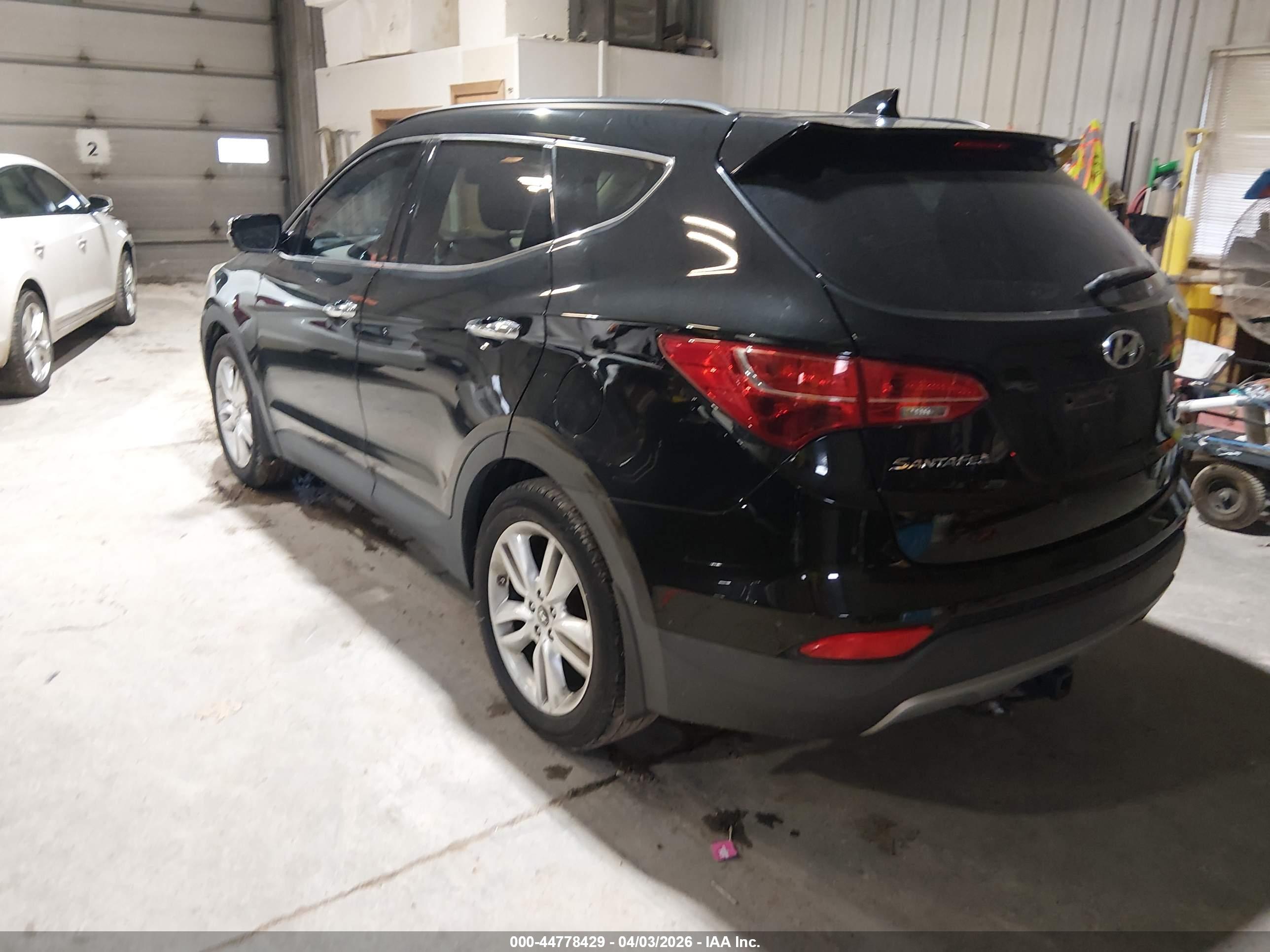 HYUNDAI SANTA image 3