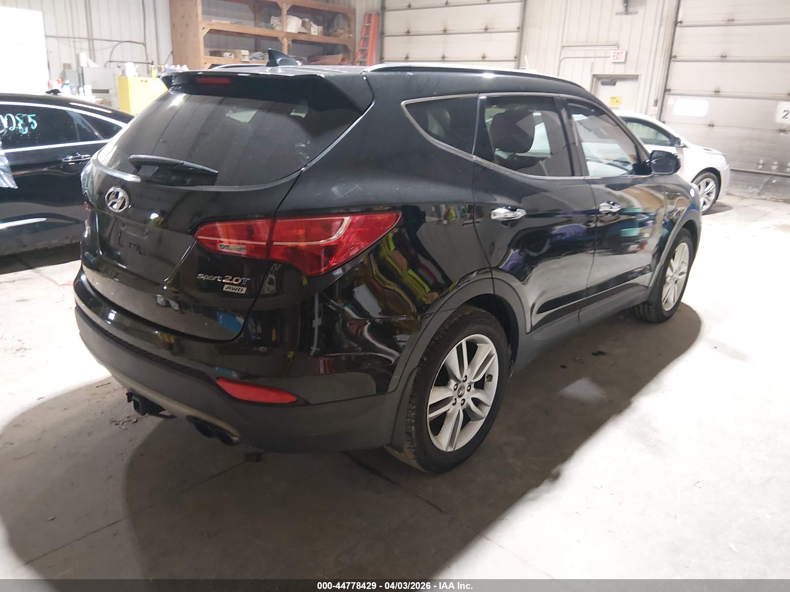 HYUNDAI SANTA image 4