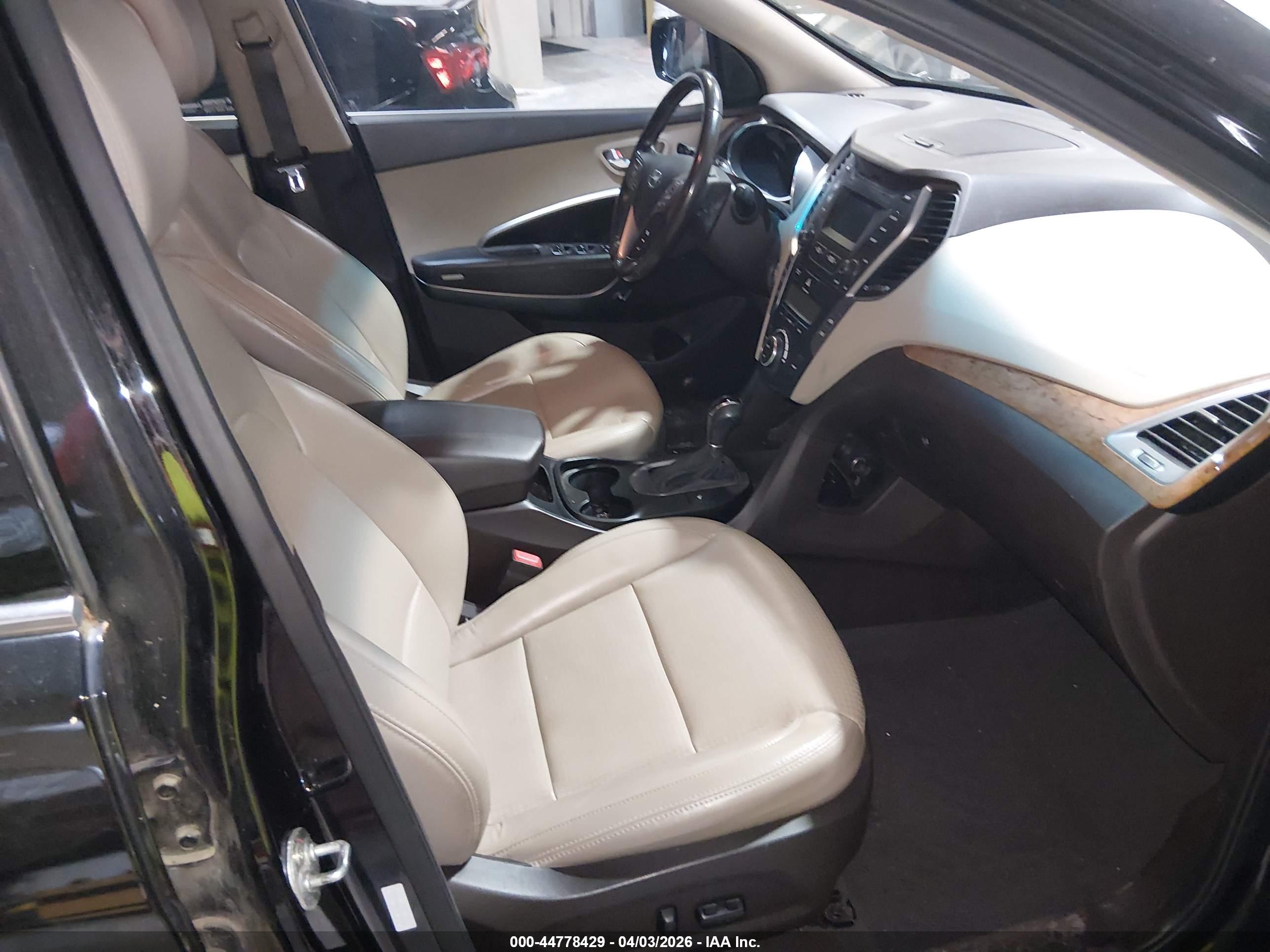 HYUNDAI SANTA image 5