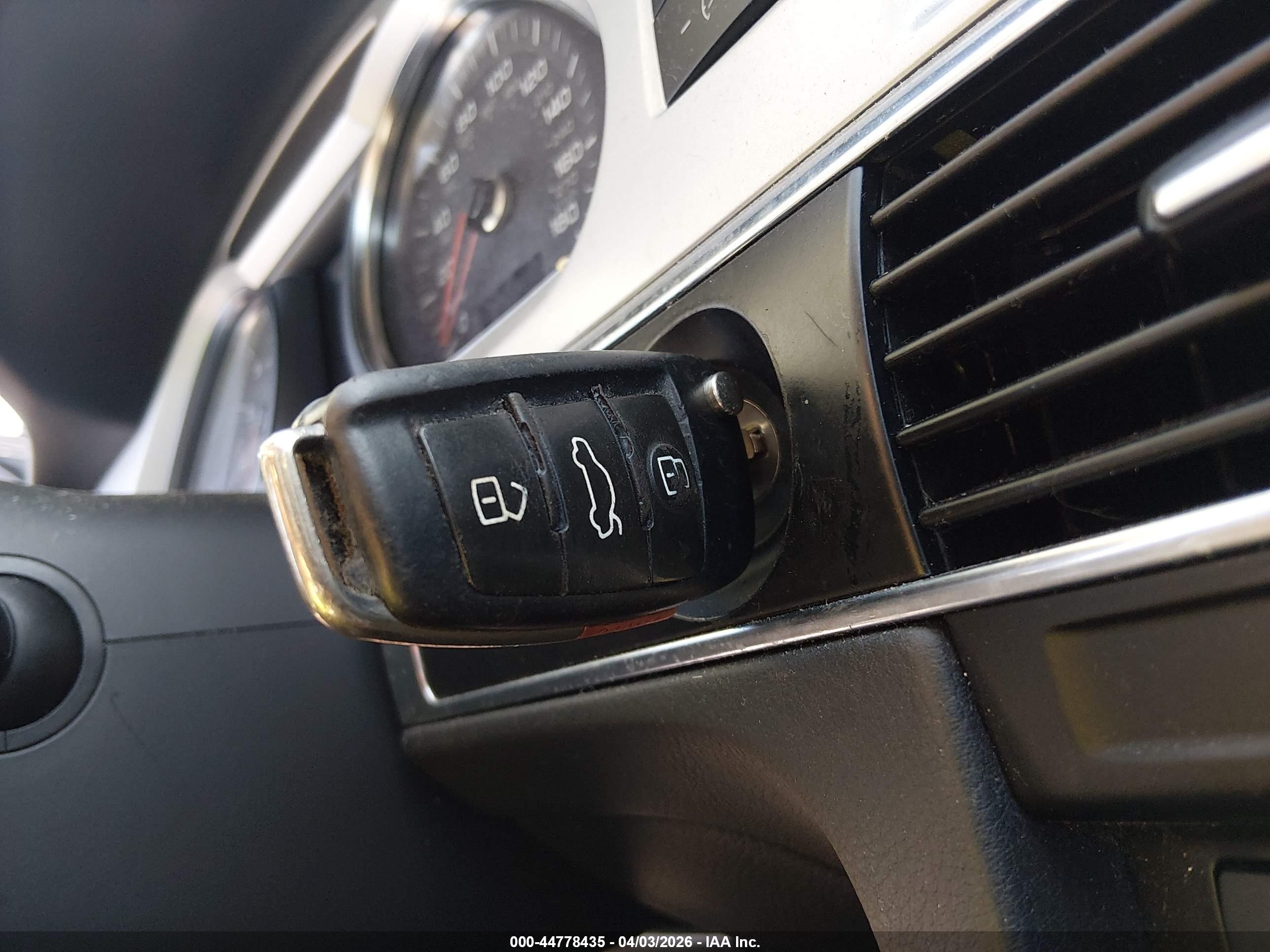 AUDI A6 image 11