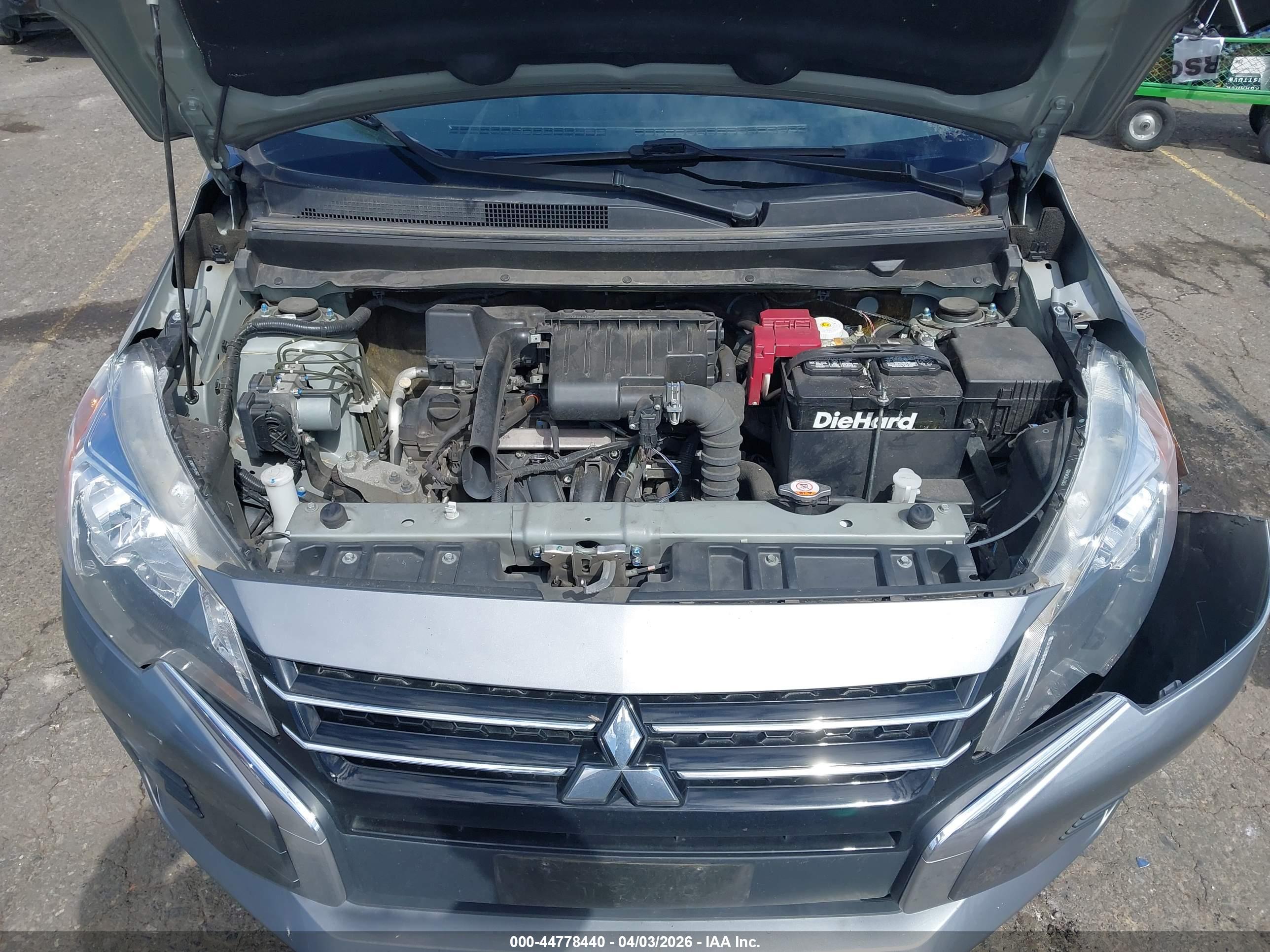 MITSUBISHI MIRAGE image 10