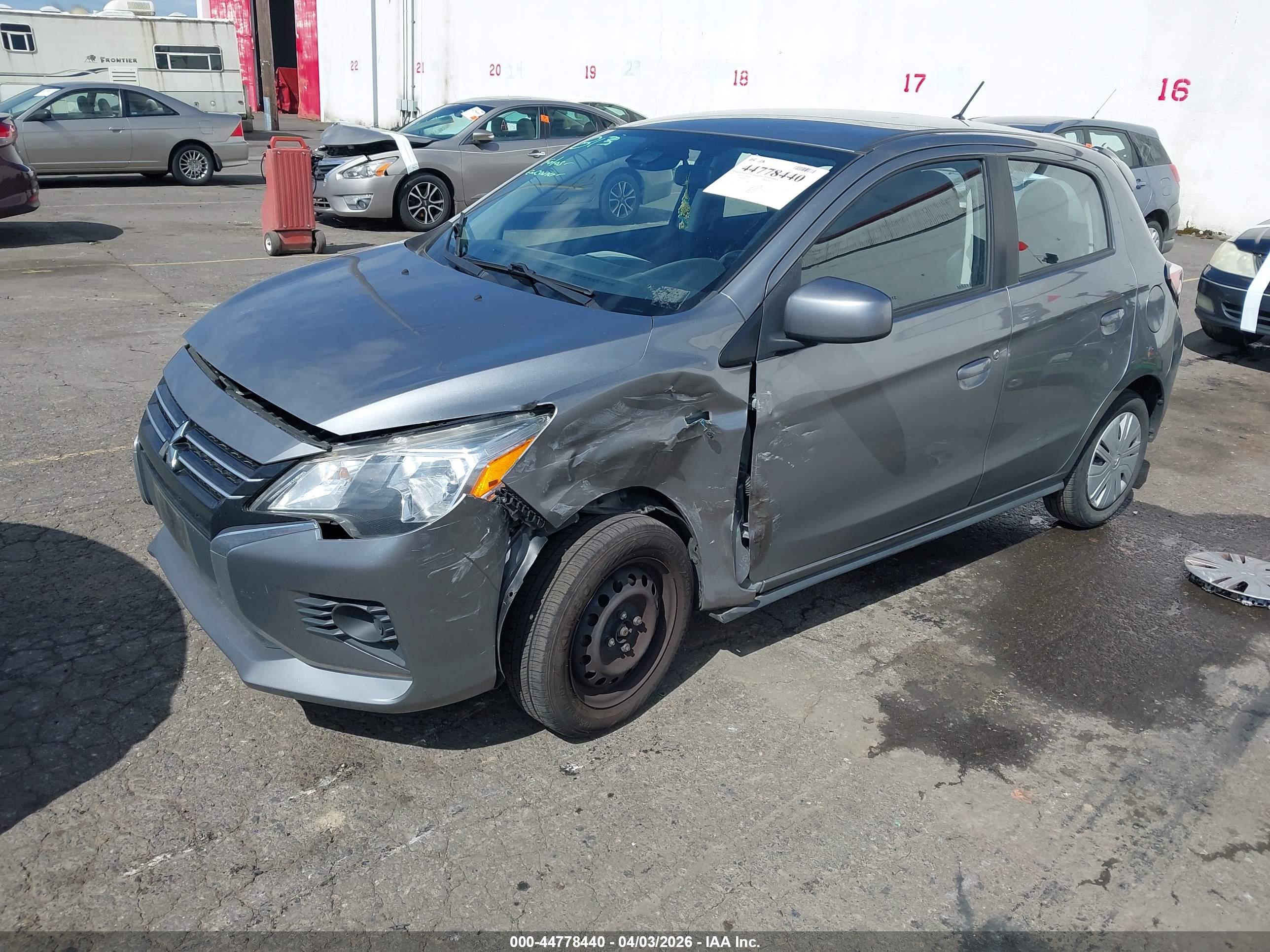 MITSUBISHI MIRAGE image 2
