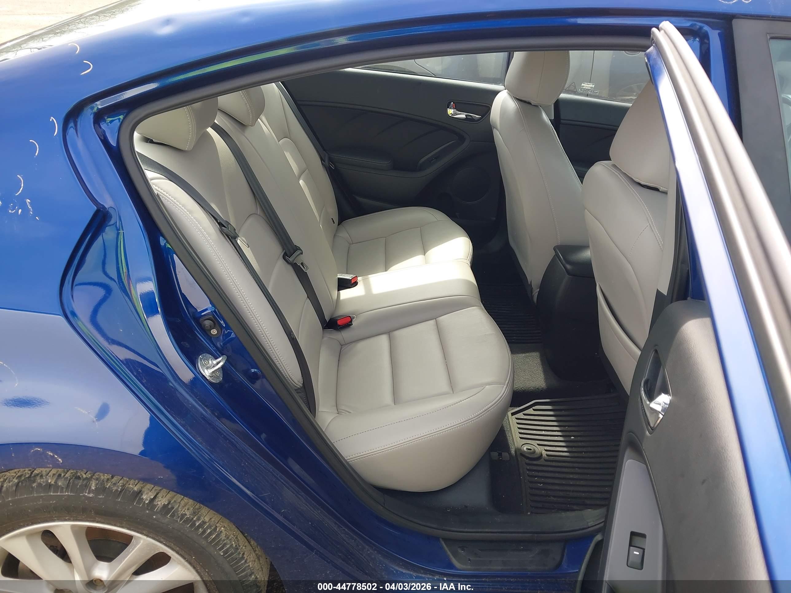 KIA FORTE image 8