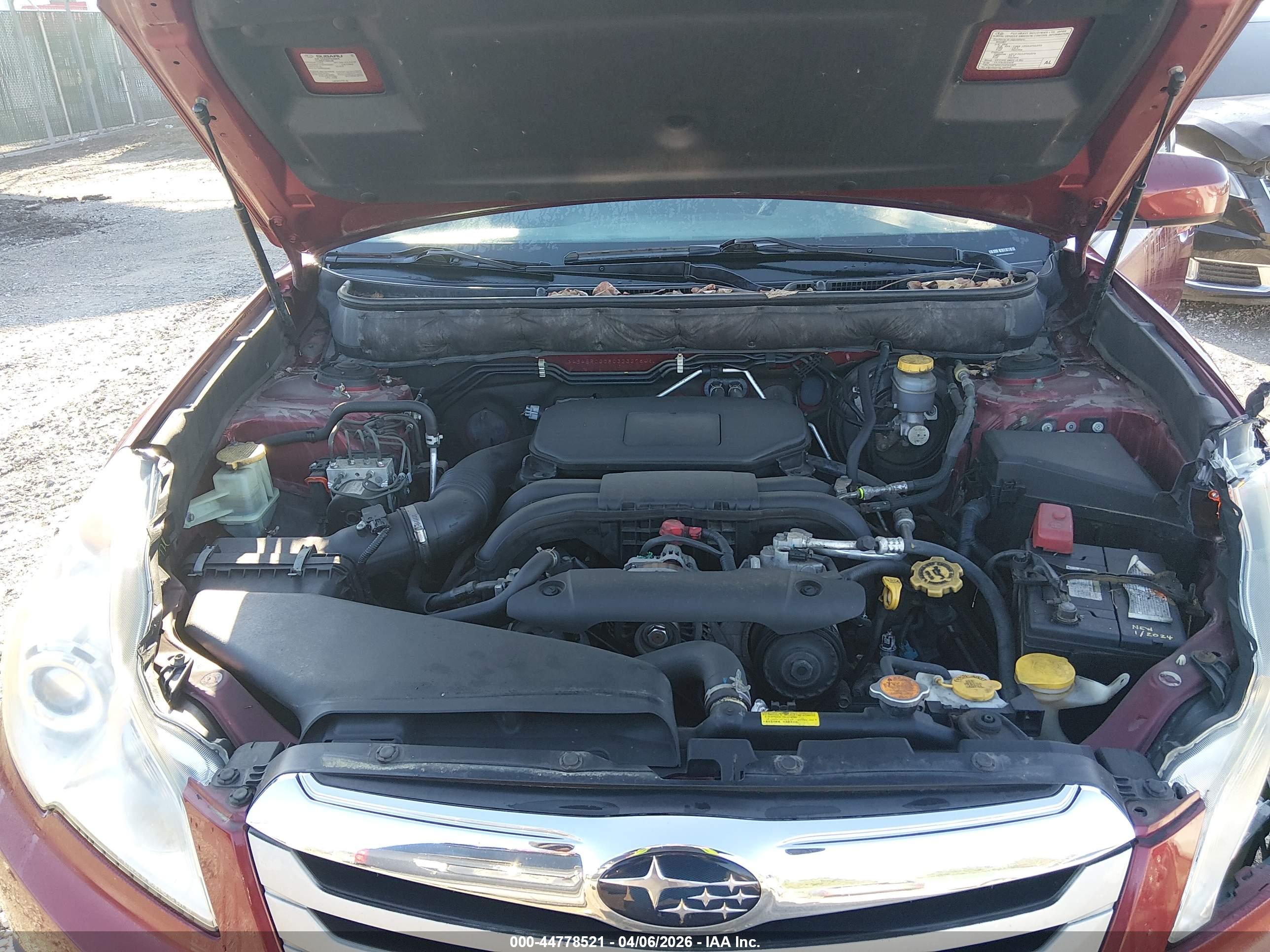 SUBARU OUTBACK image 10