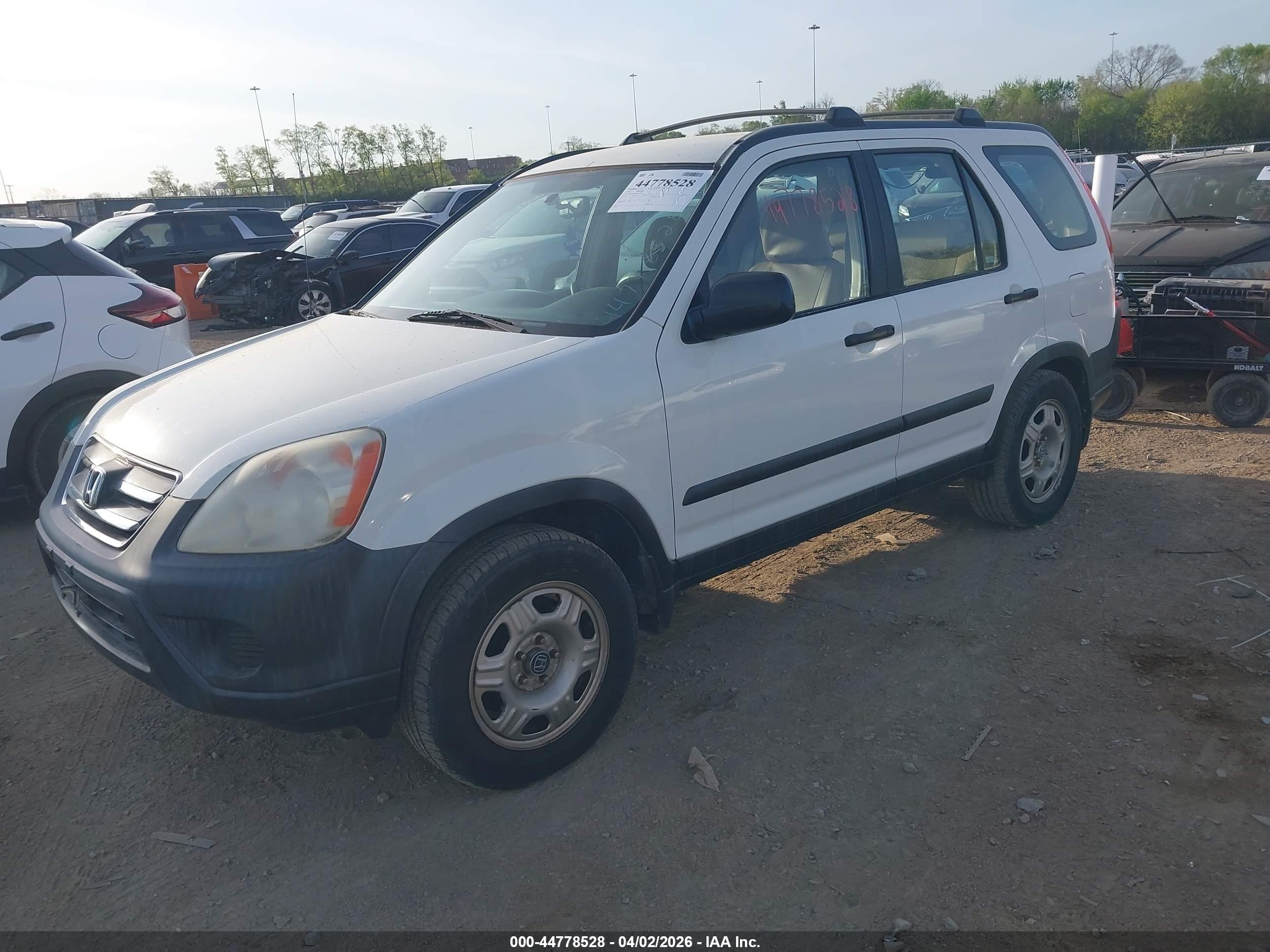 HONDA CR-V image 2