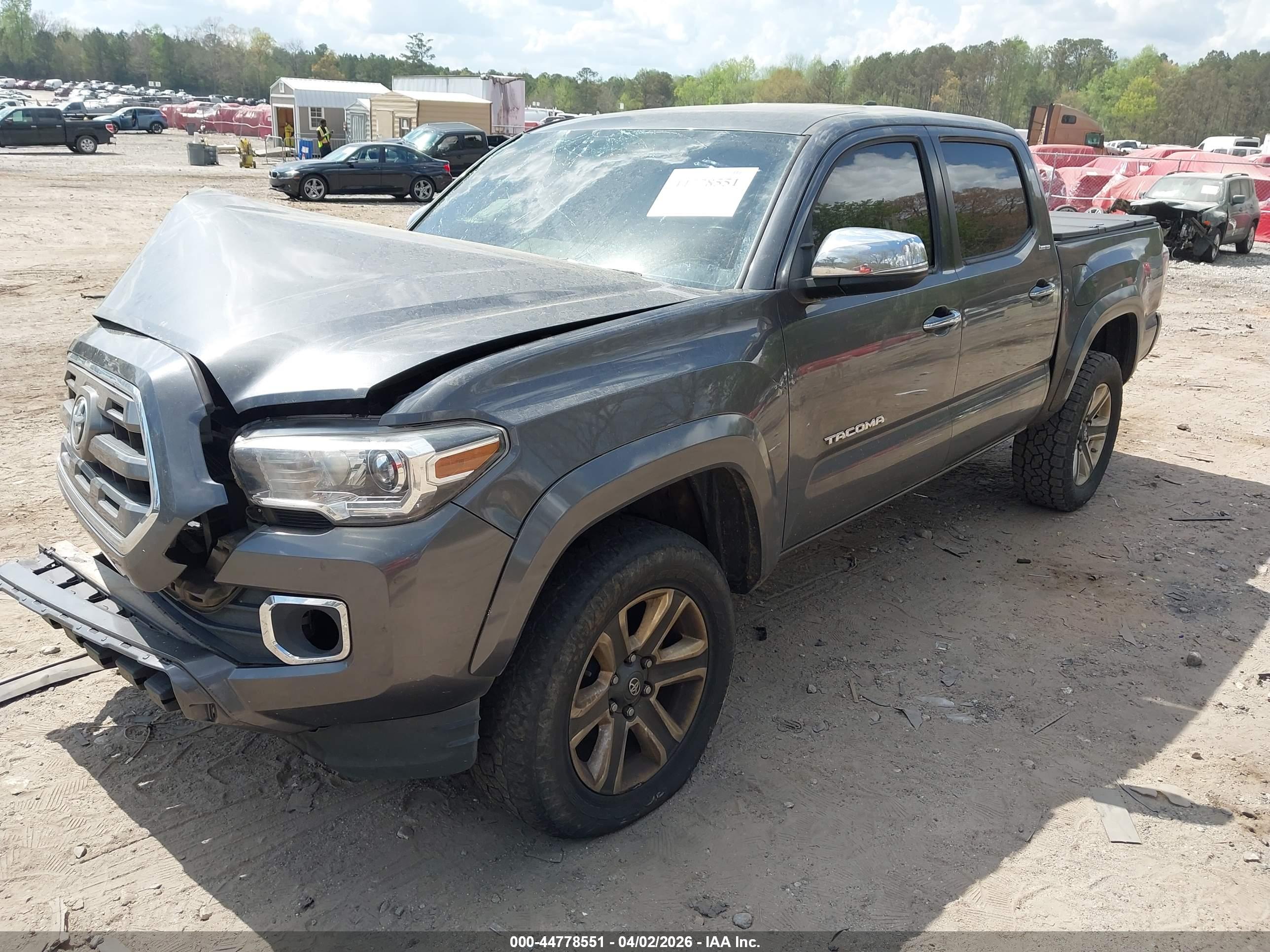 TOYOTA TACOMA image 2