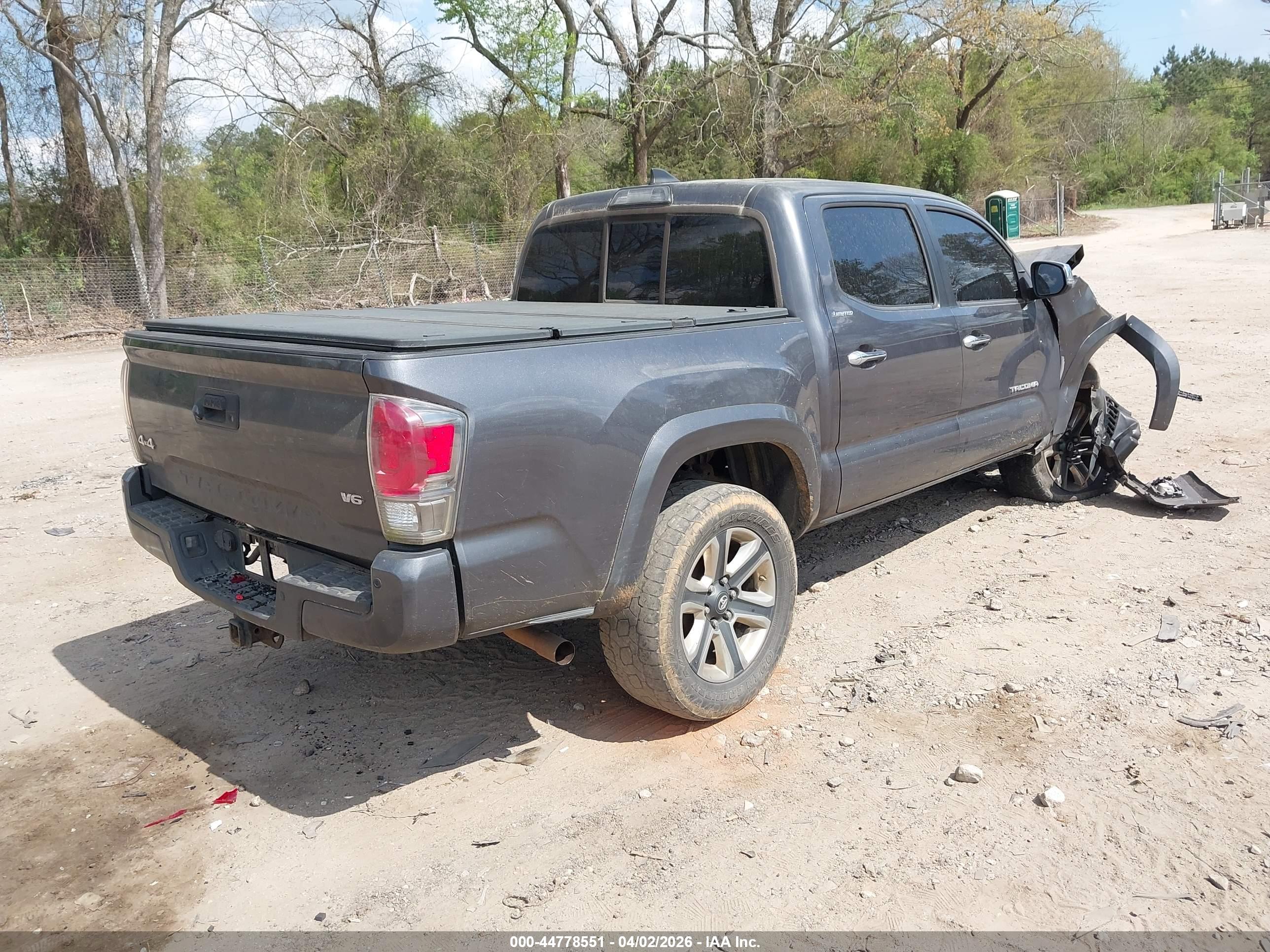 TOYOTA TACOMA image 4