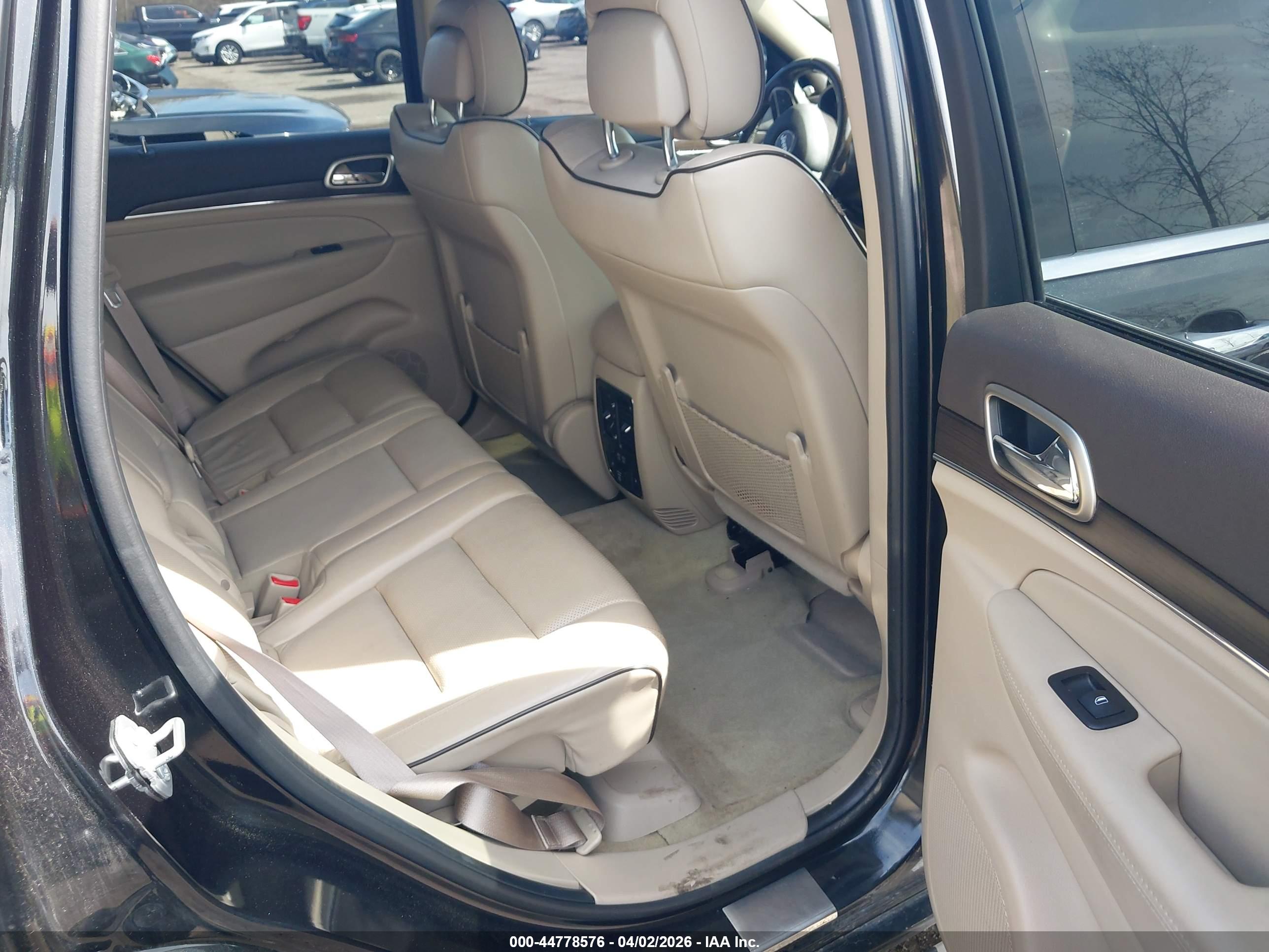 JEEP GRAND image 8