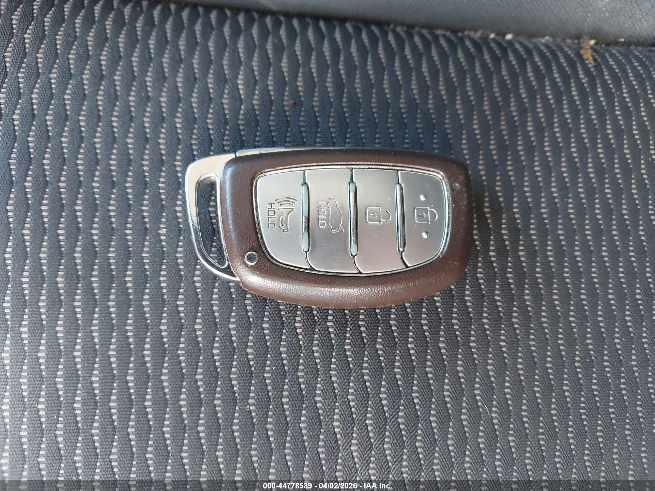 HYUNDAI SONATA image 11