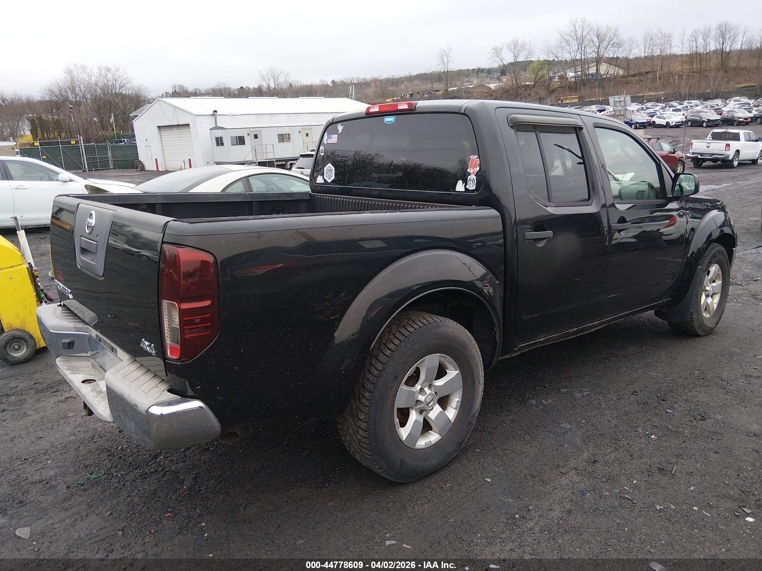NISSAN FRONTIER image 4