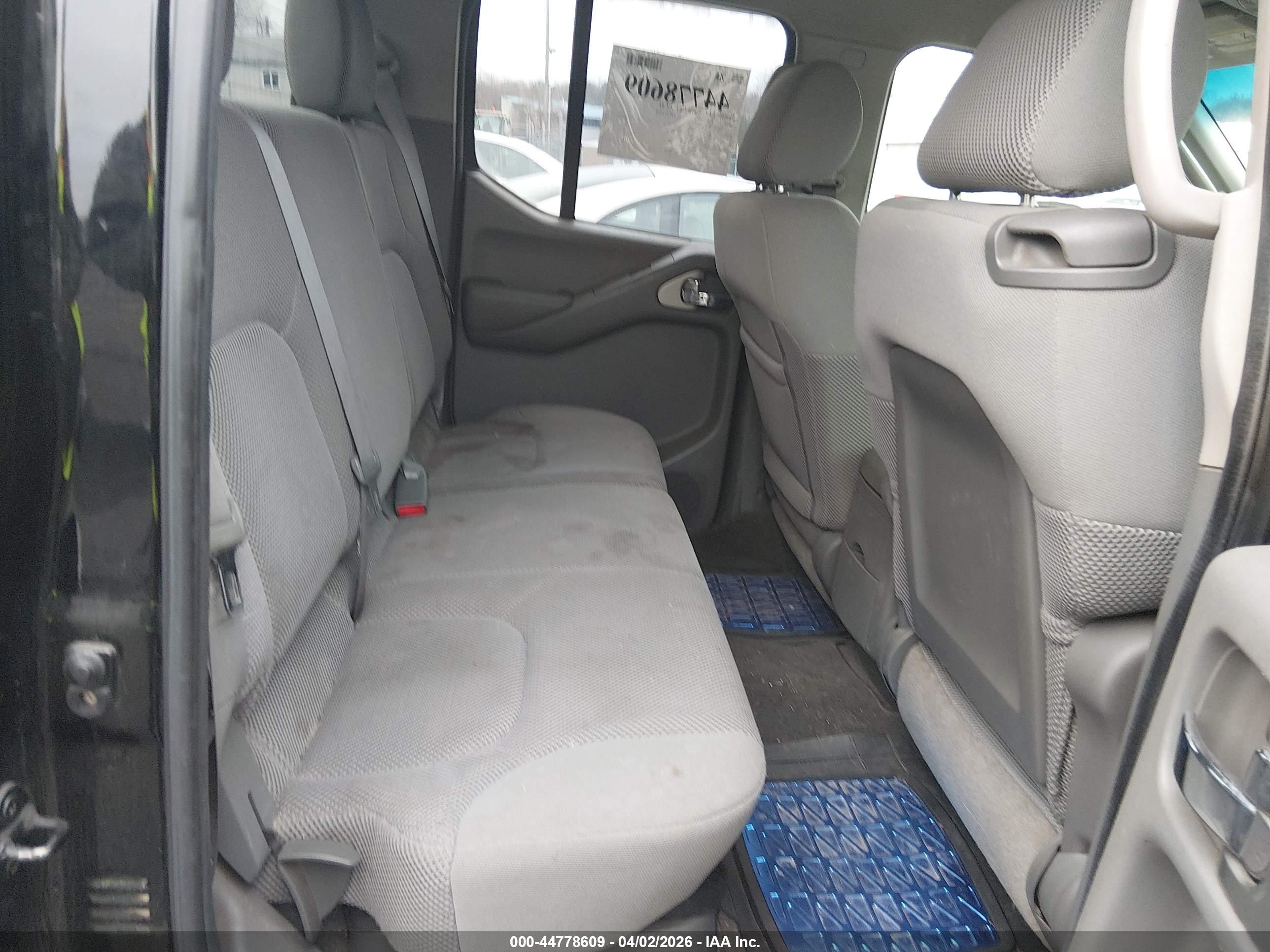 NISSAN FRONTIER image 8