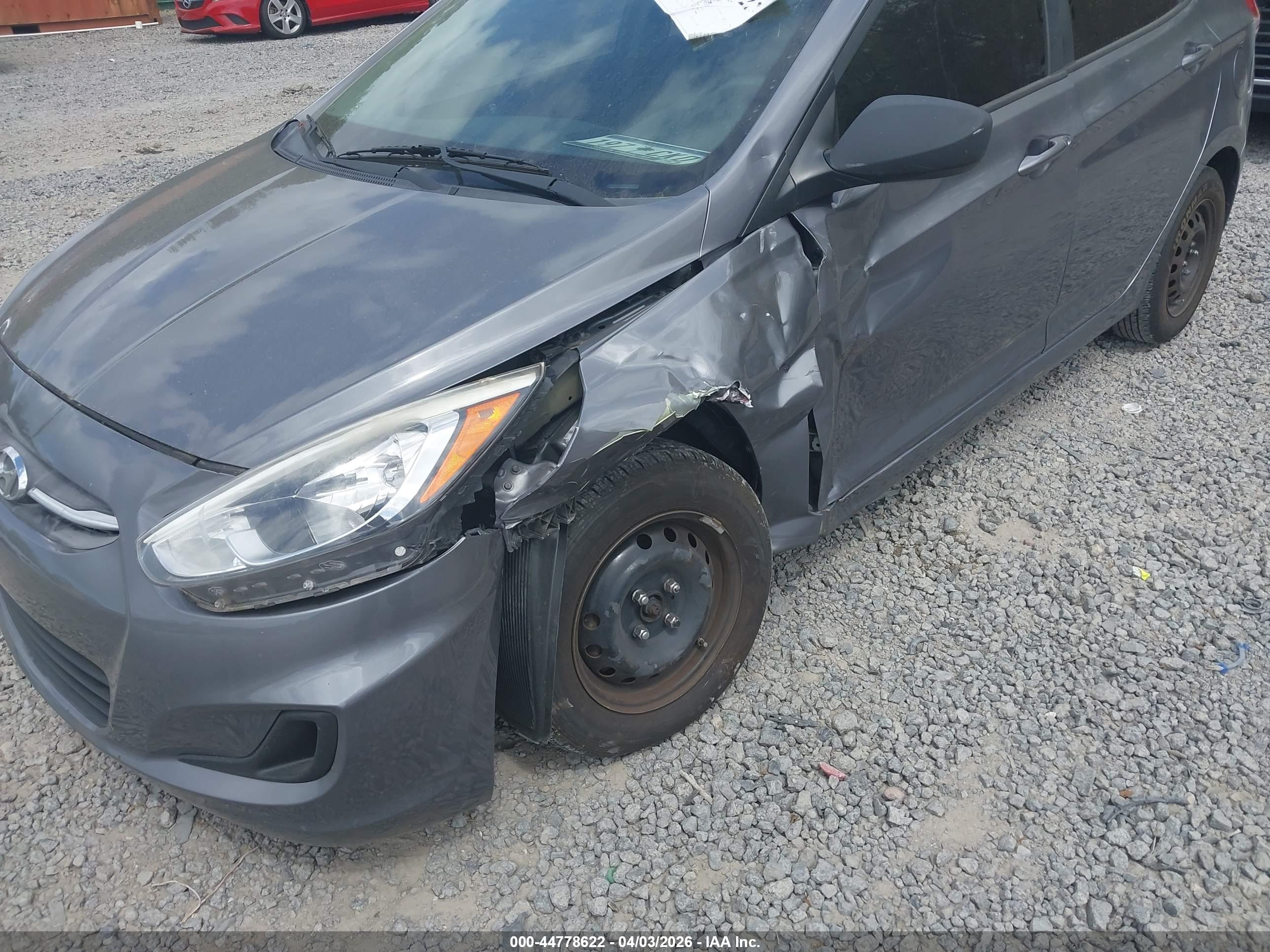 HYUNDAI ACCENT image 6