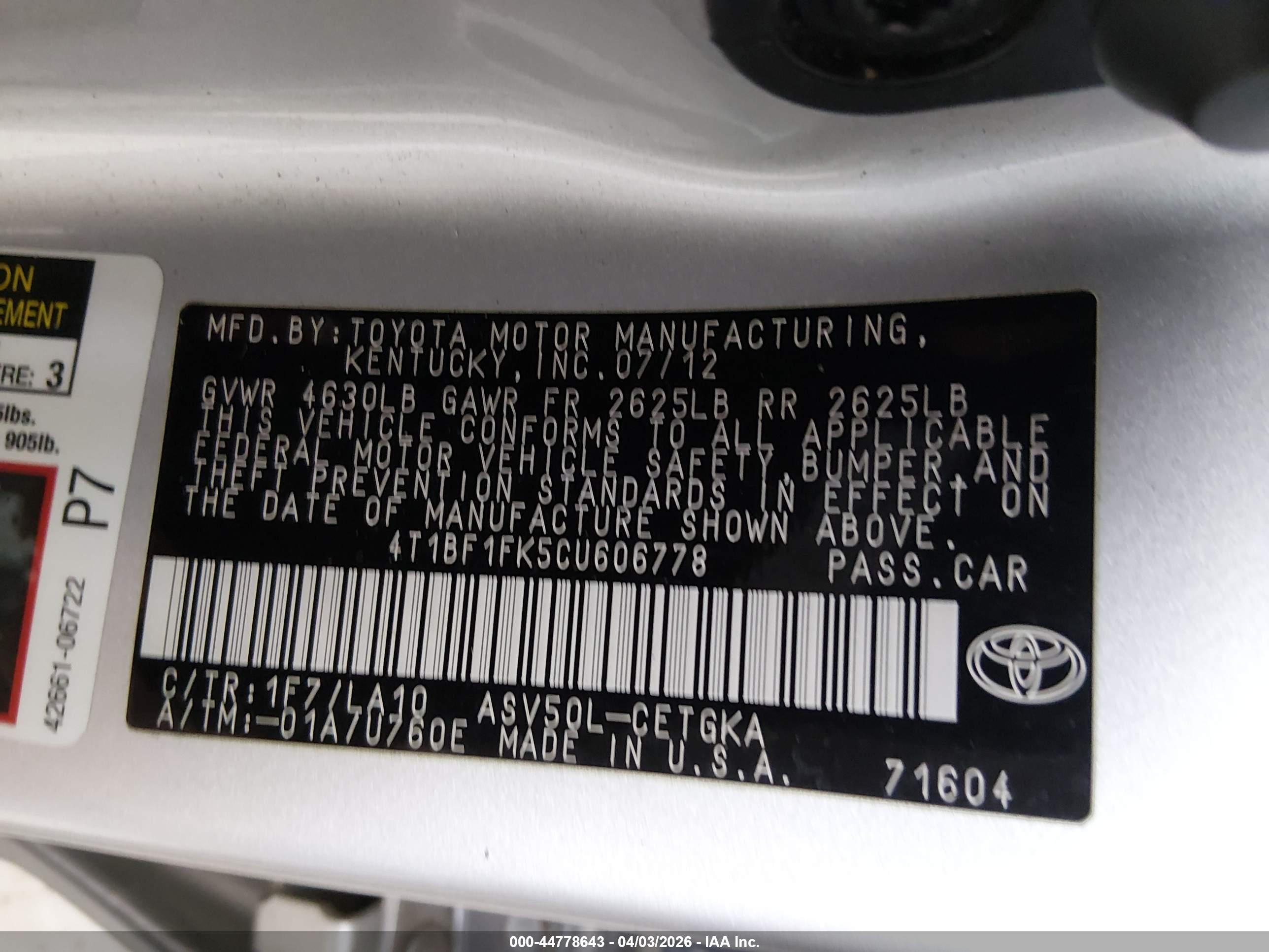 TOYOTA CAMRY image 9