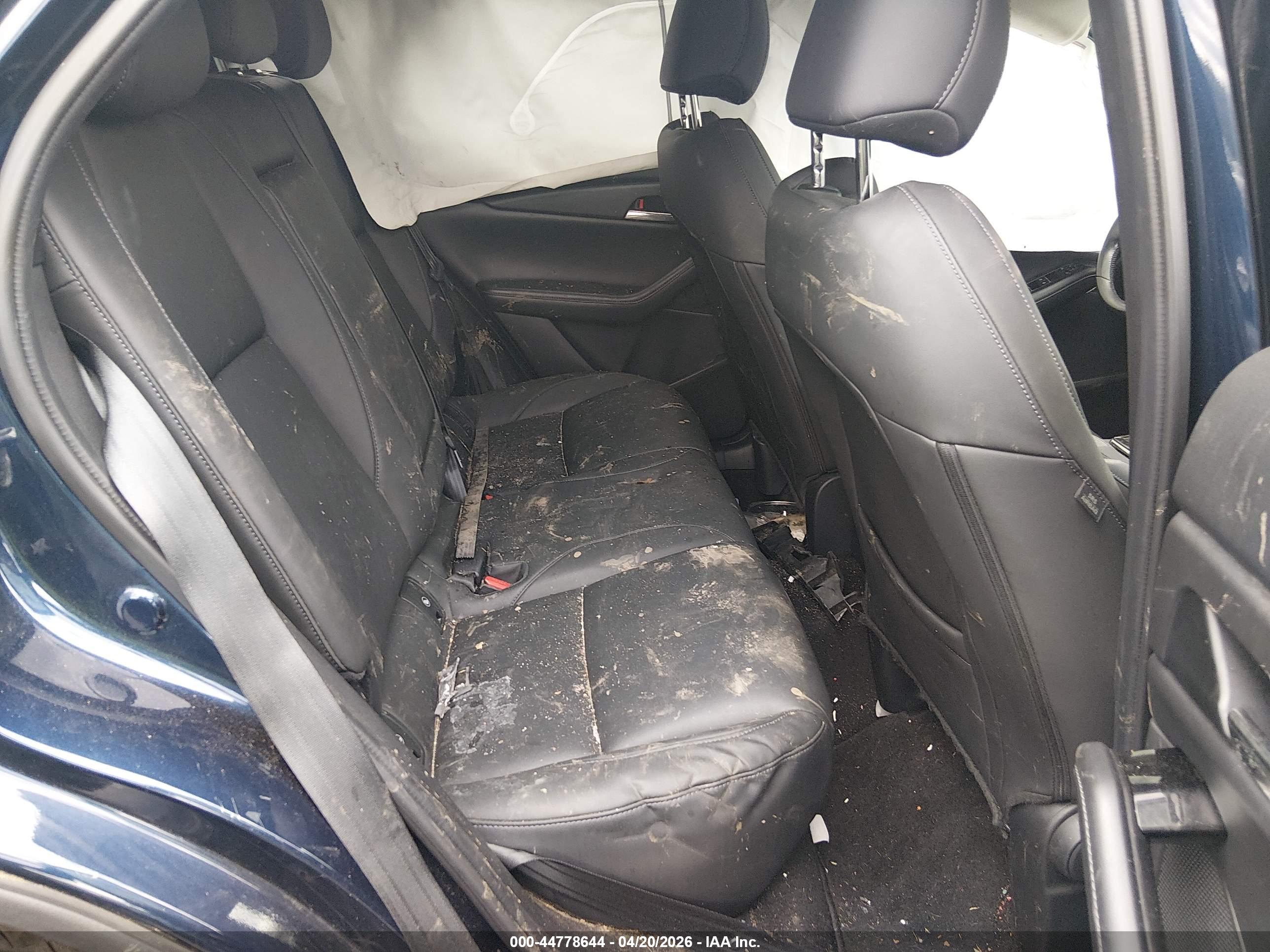 MAZDA CX-30 image 8