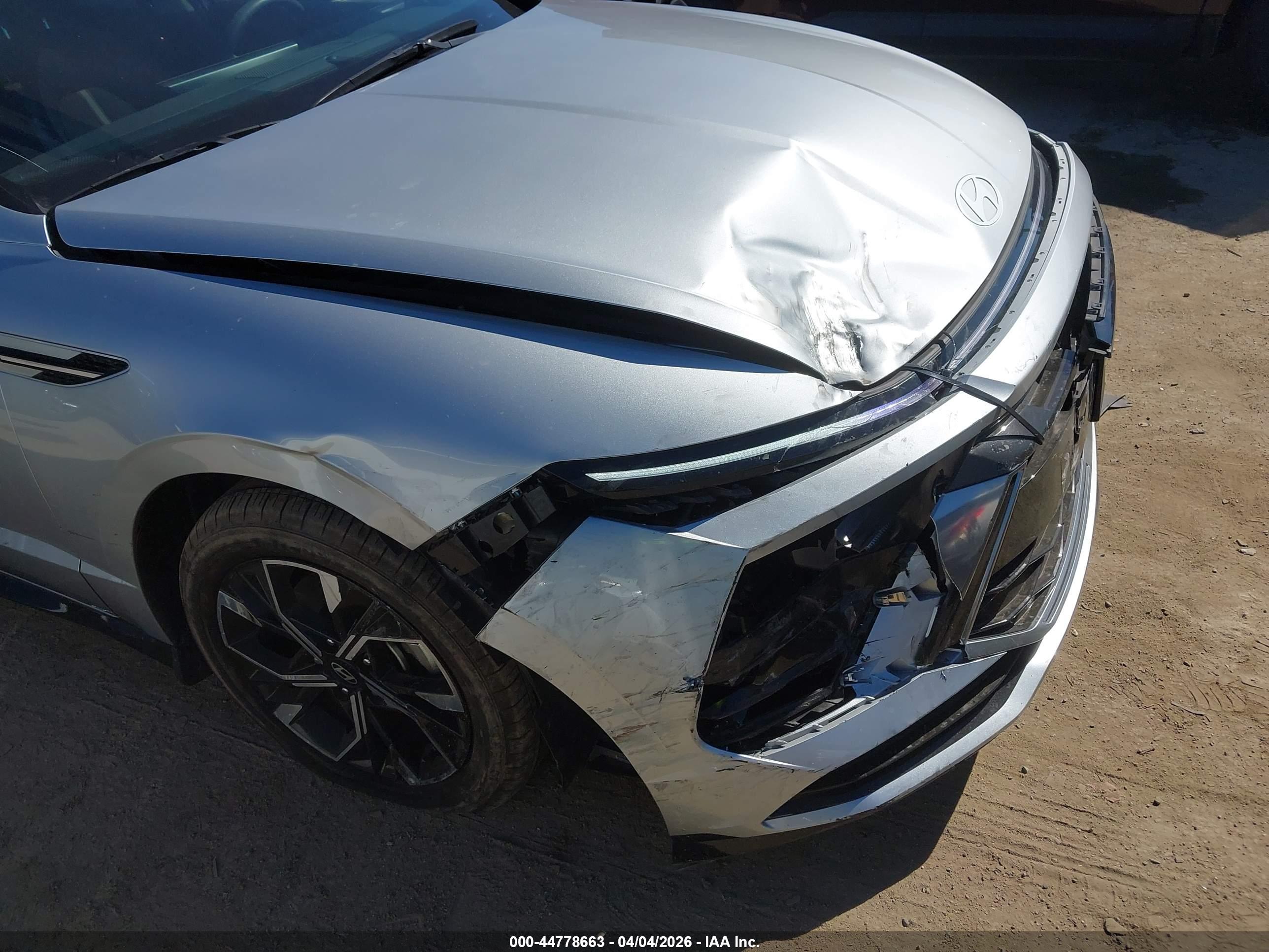 HYUNDAI SONATA image 6