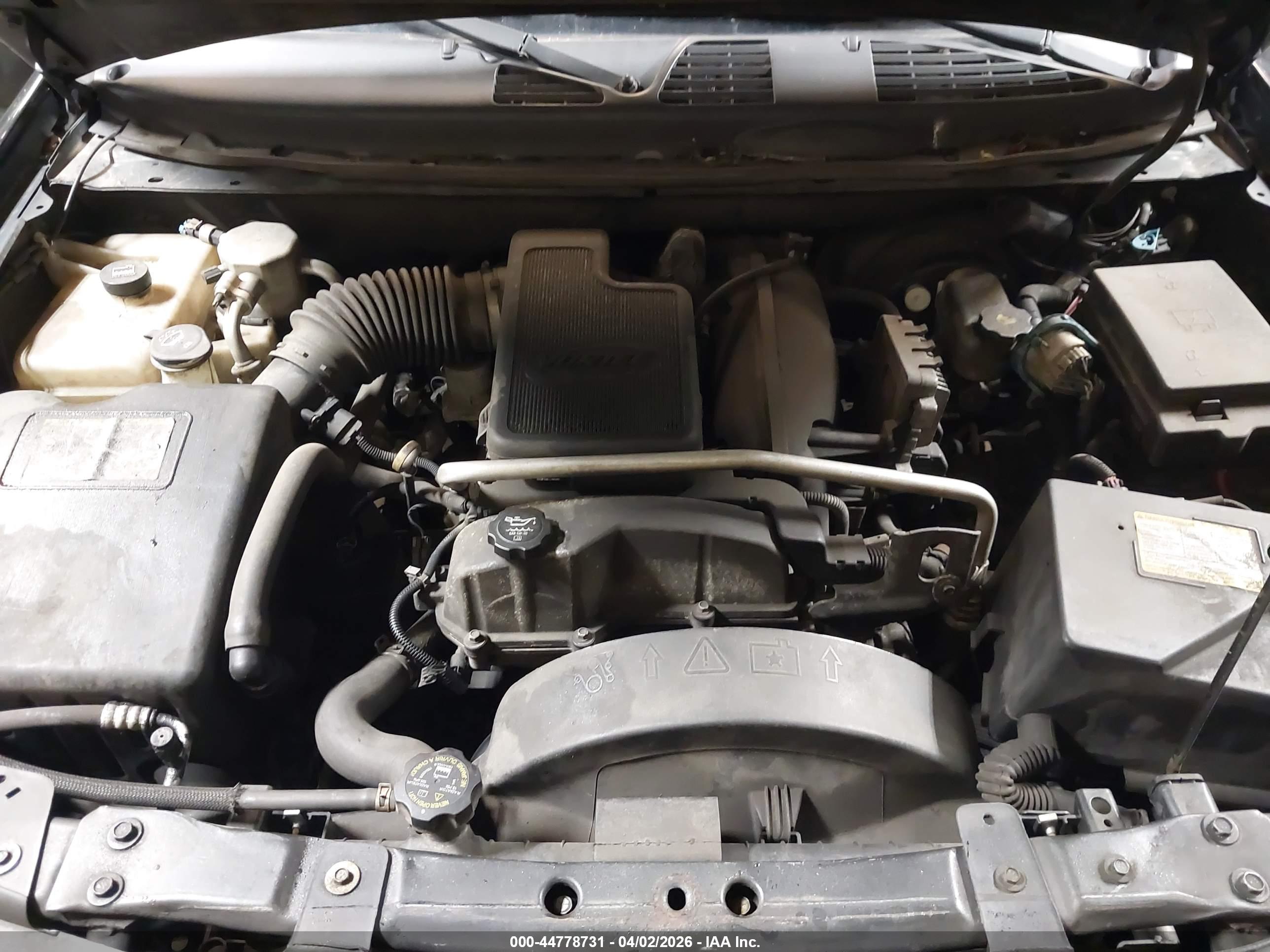 GMC ENVOY image 10