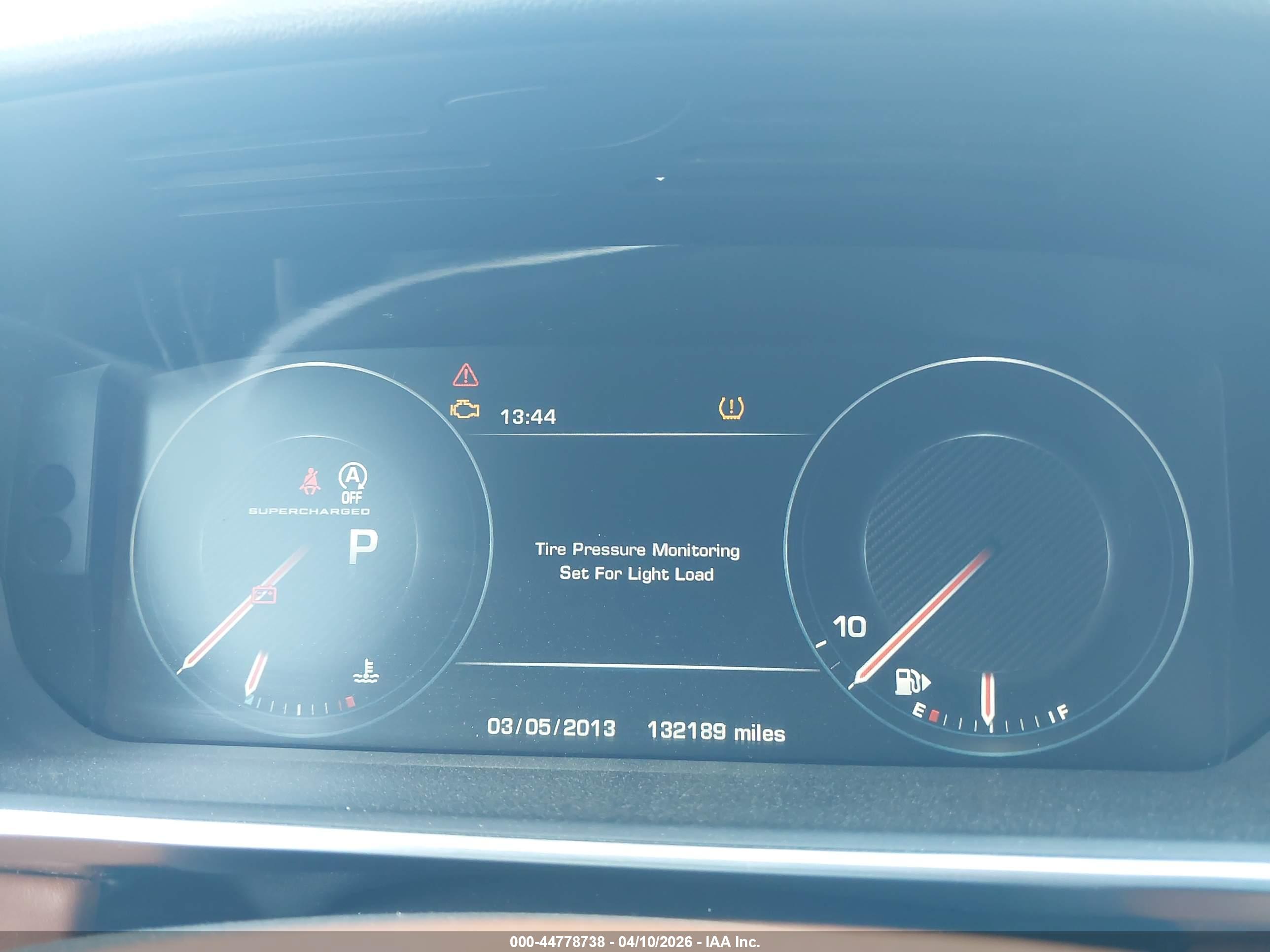 LAND ROVER image 7