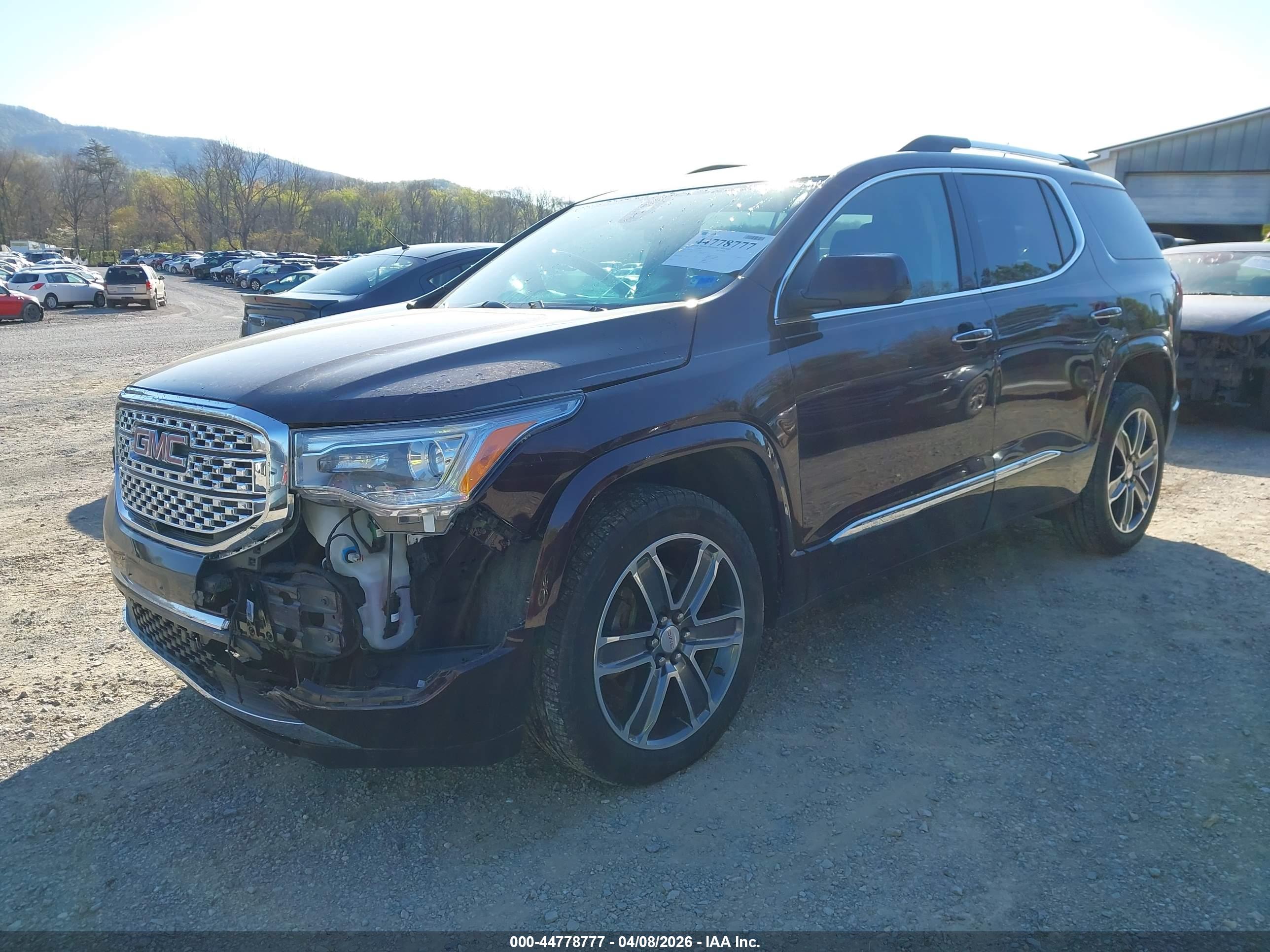GMC ACADIA image 6