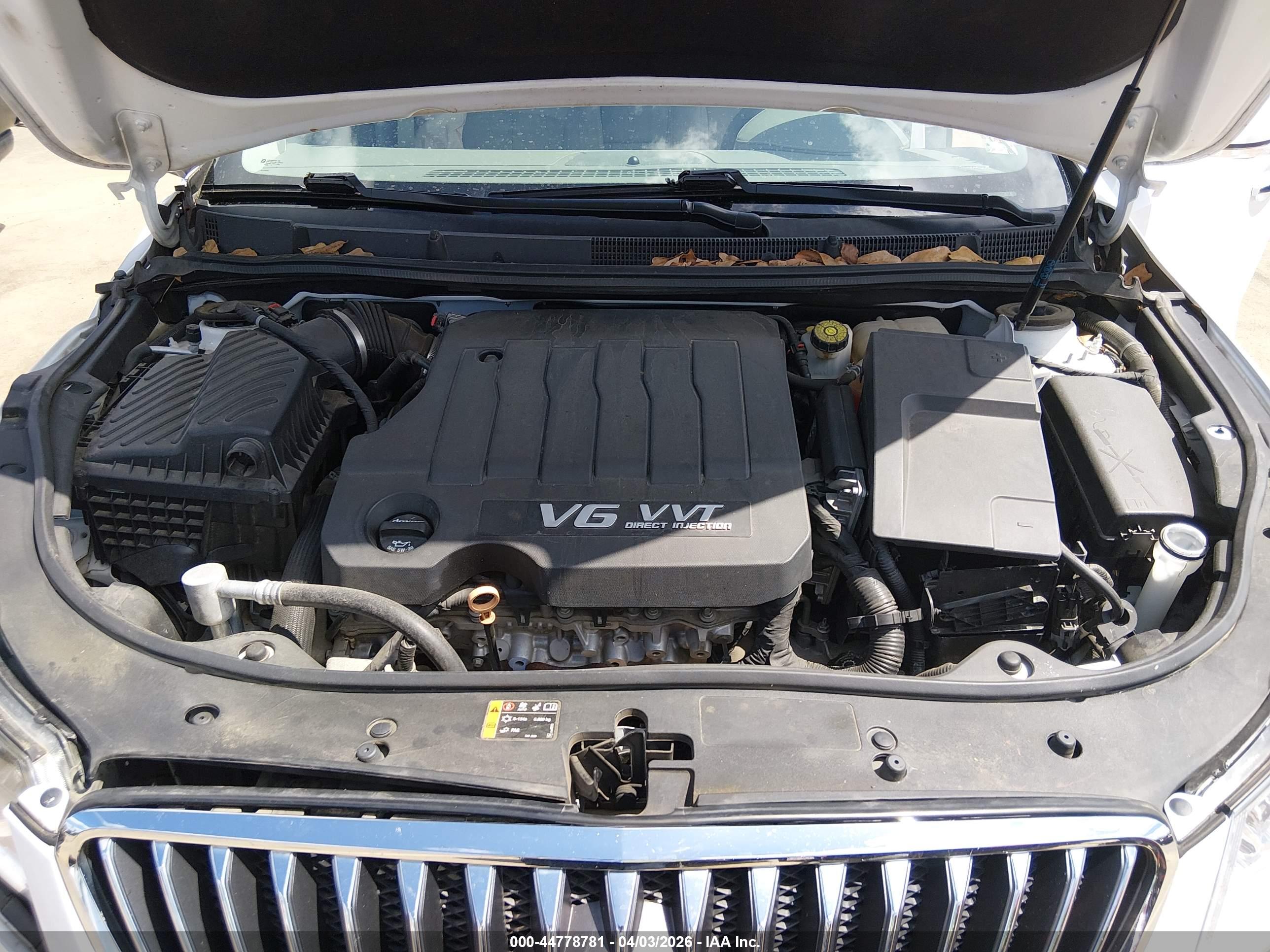 BUICK LACROSSE image 10
