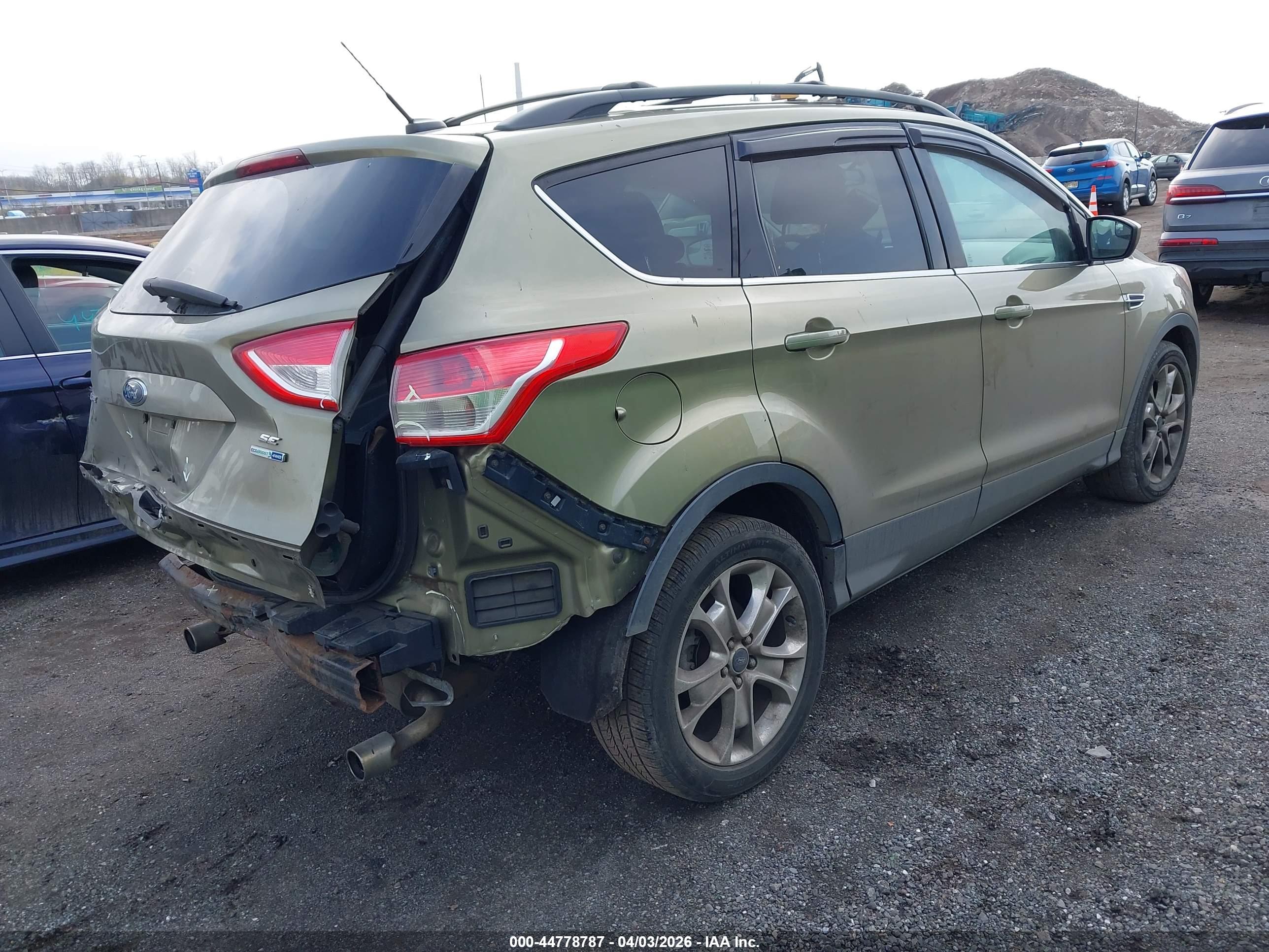 FORD ESCAPE image 4